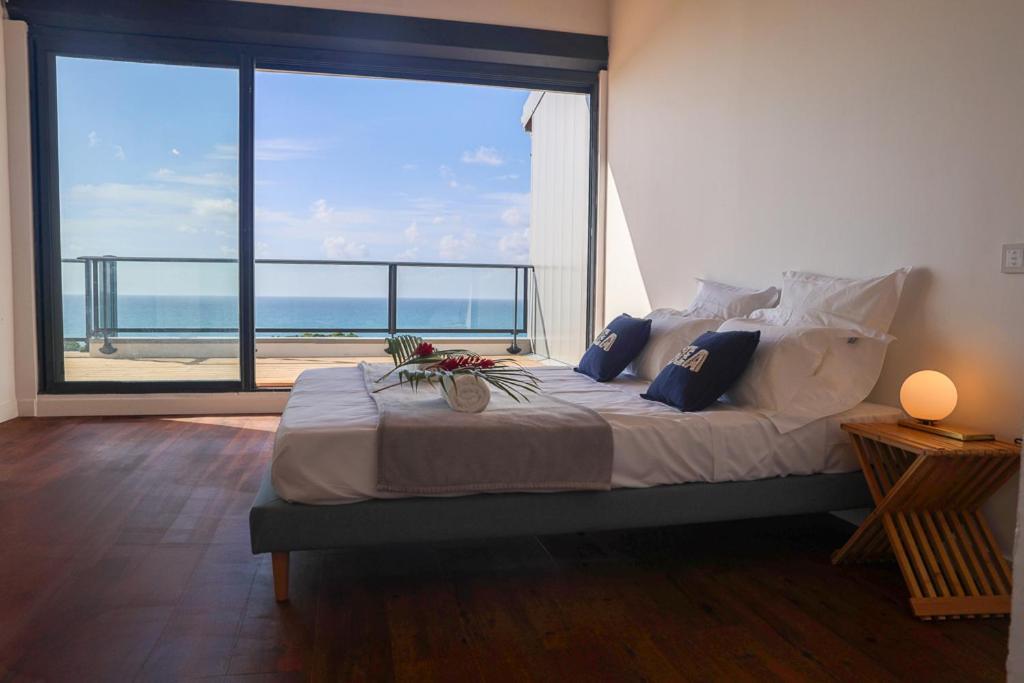 Villa Constellation Vue Piscine Et A Pied