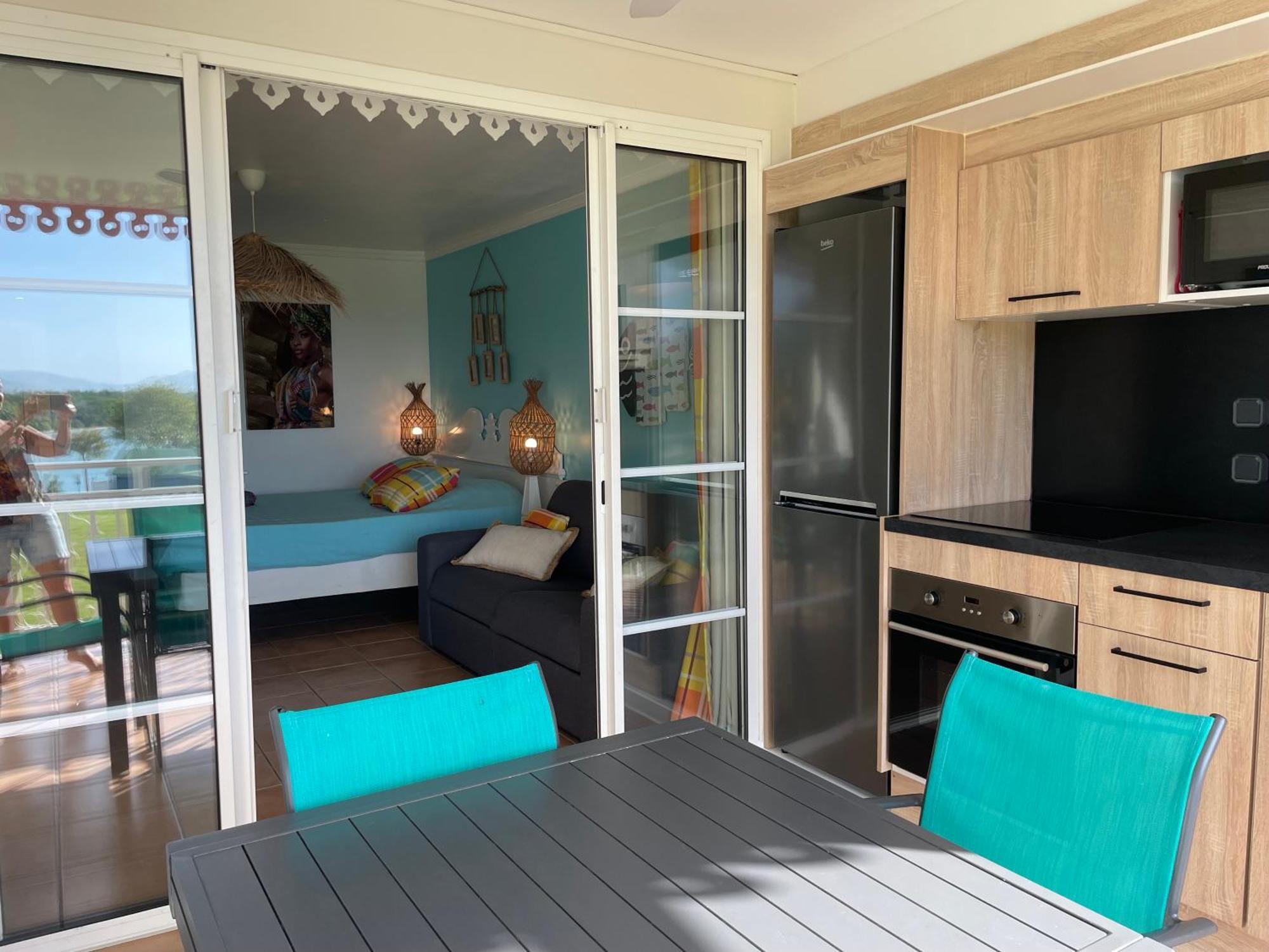 Apartment Couleur Caraibes-cocobeach Martinique Pierre Et Sainte-Luce