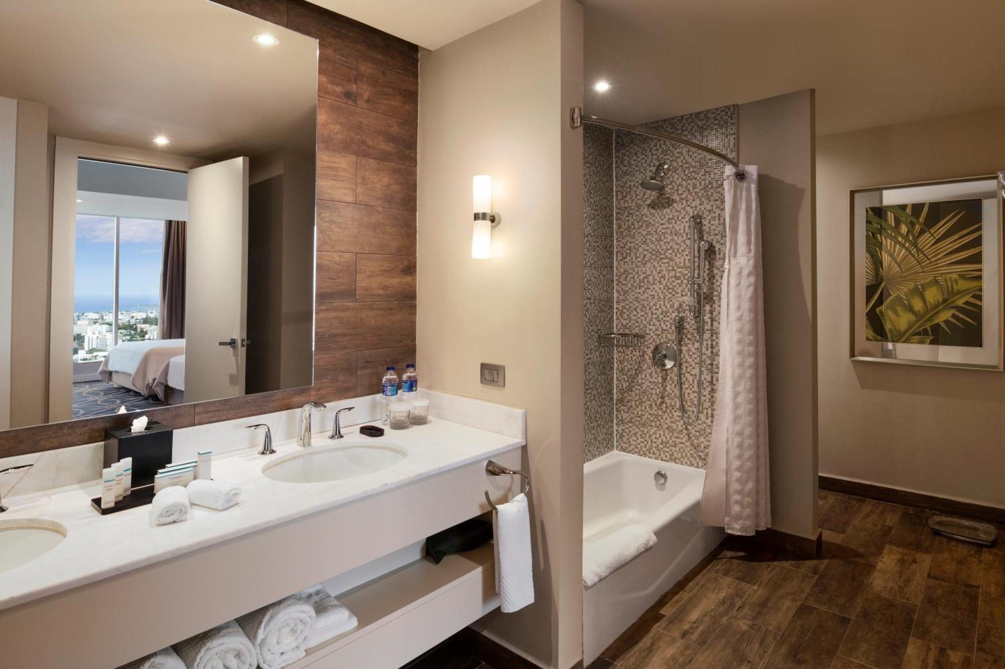 Hotel Embassy By Hilton Santo Domingo