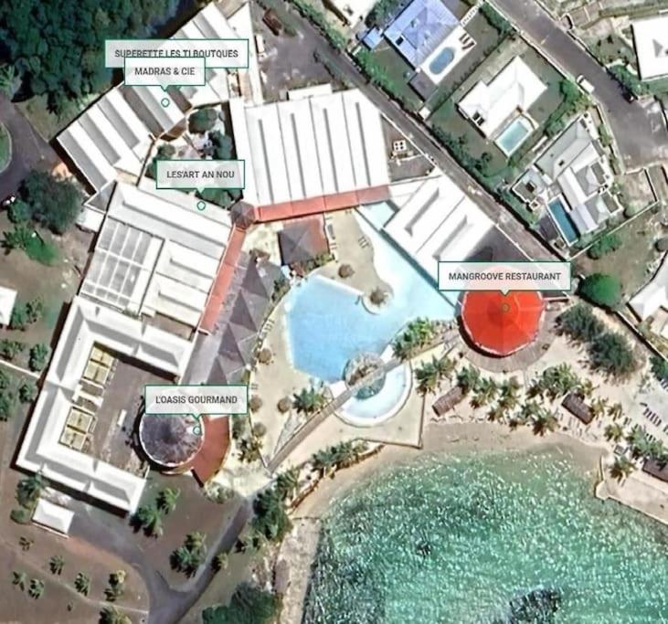 Bord De Avec Piscine - Le Manganao, Saint-francois