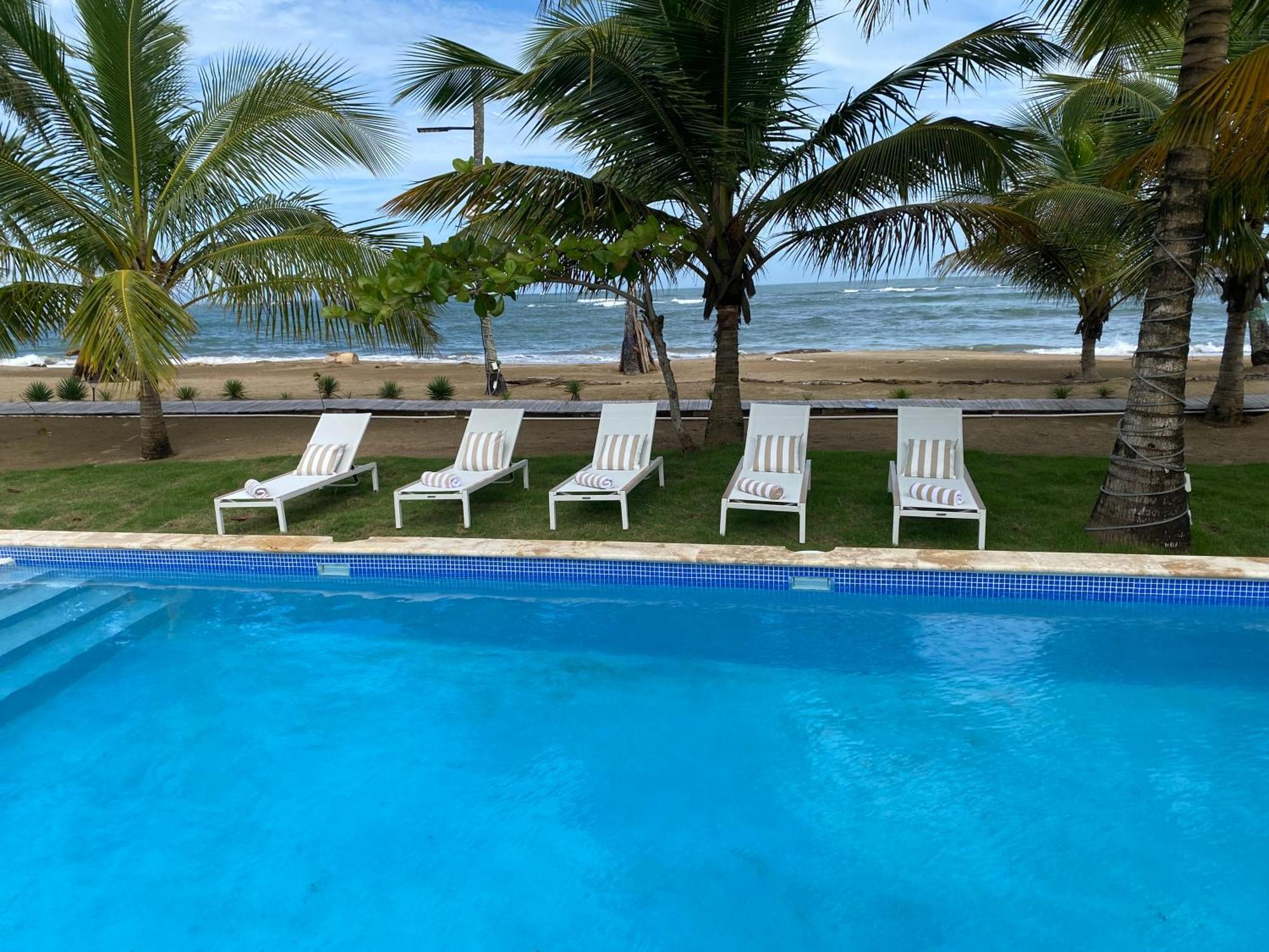 The Palm Bay Club