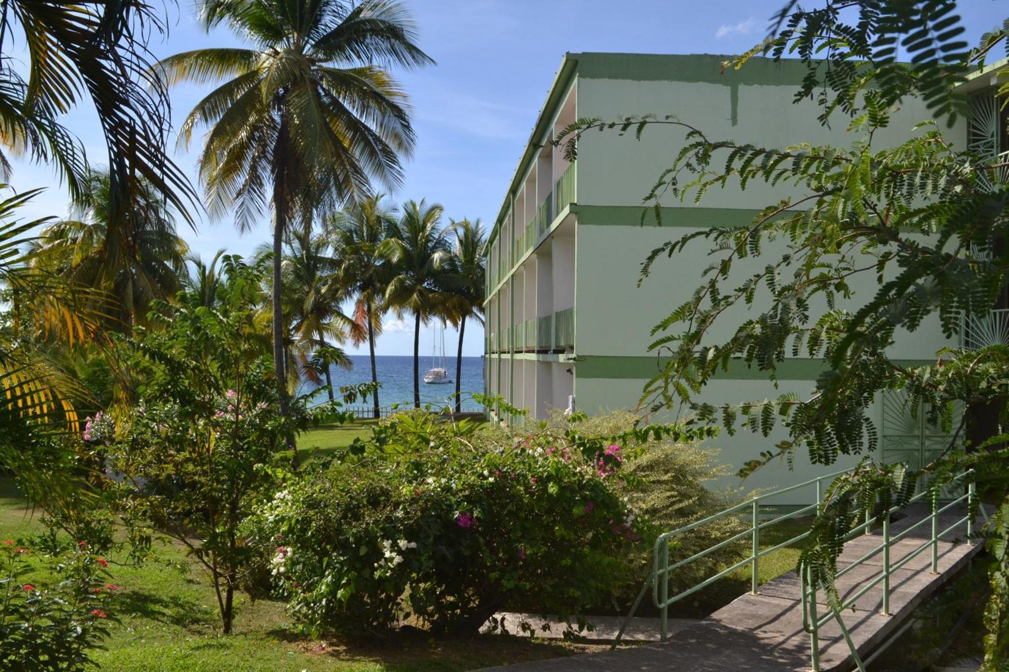 Portsmouth Beach Hotel