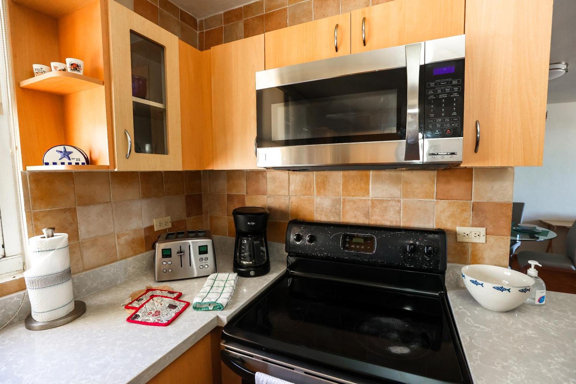 Coastal Gem With Pool Access Apartment