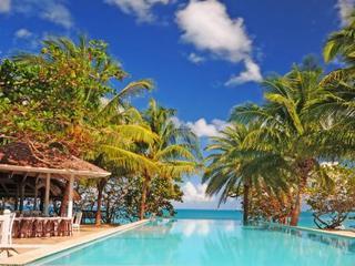 Coconut Club Hotel