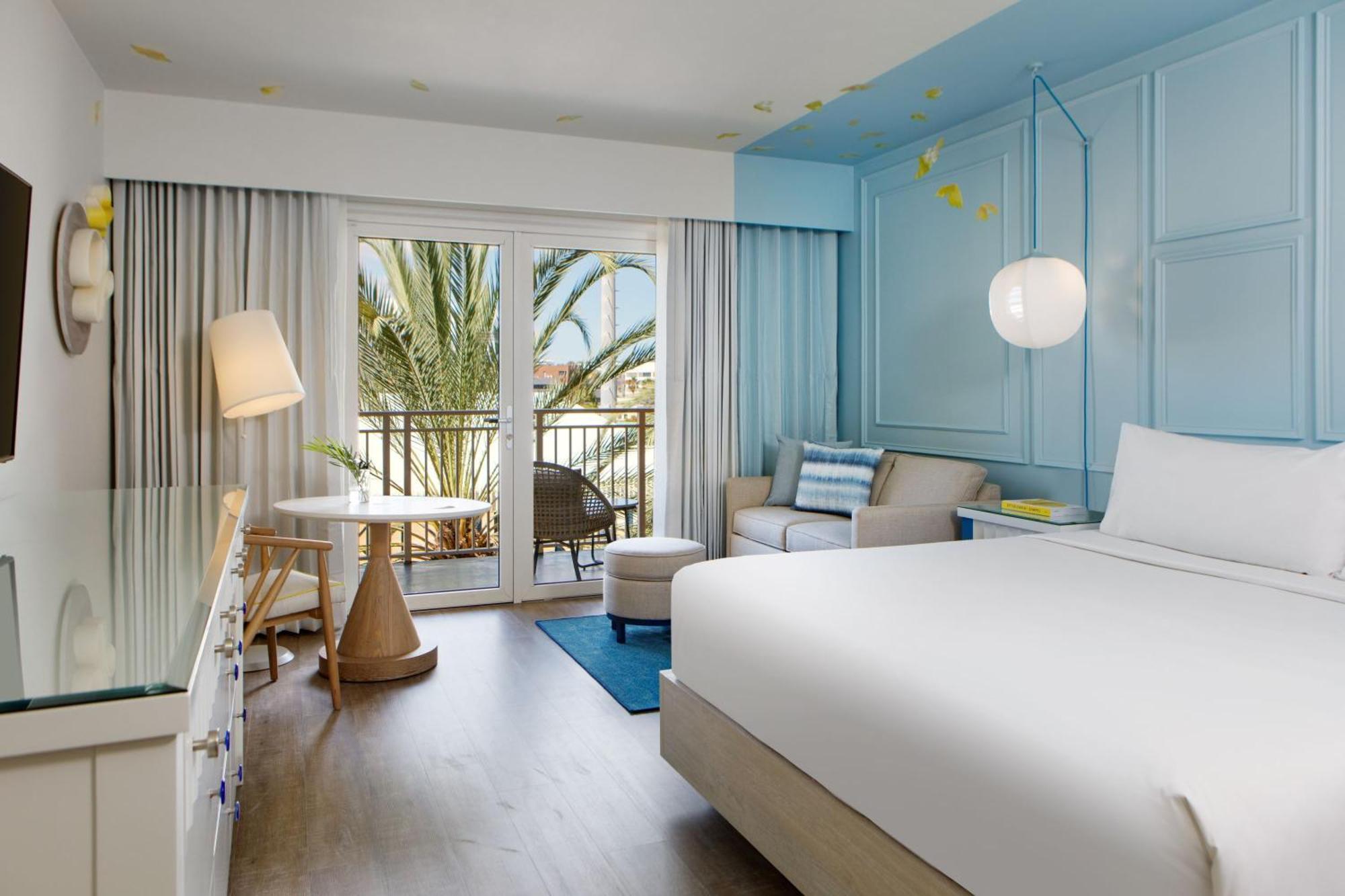 Renaissance Wind Creek Curacao 4*