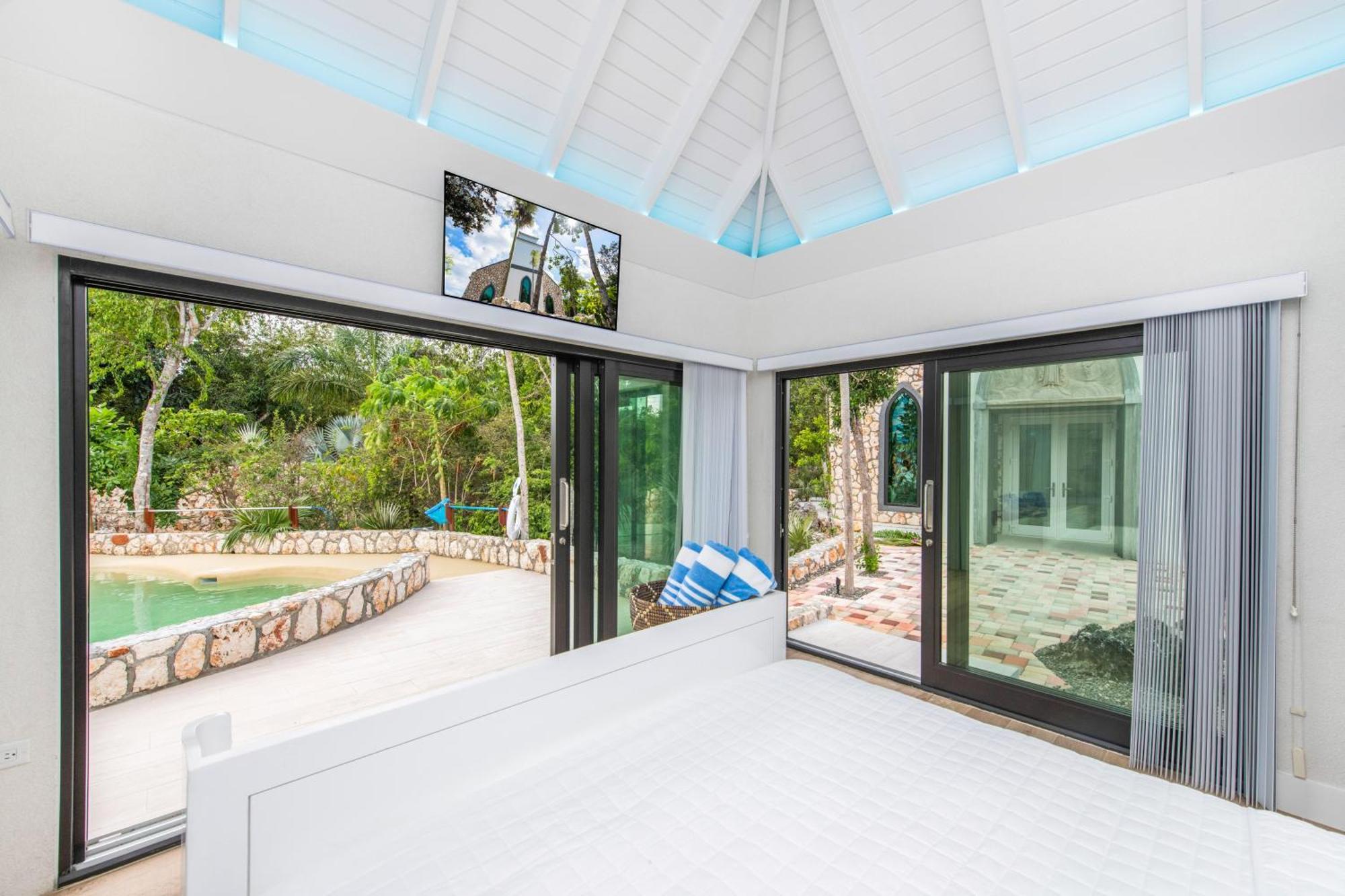 The Mastic Collection Holiday home