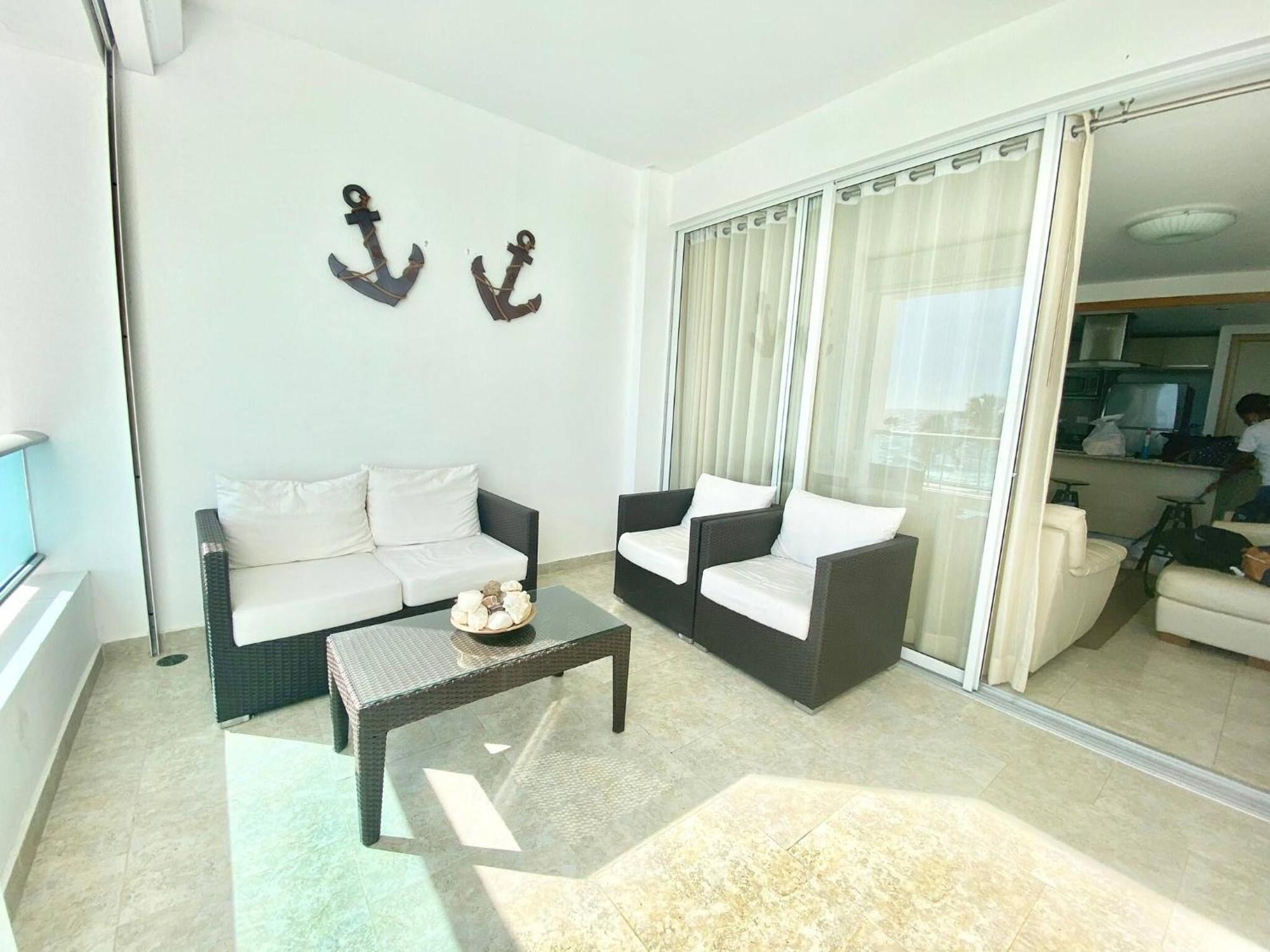 Marbella 2bedroom Beachfrom