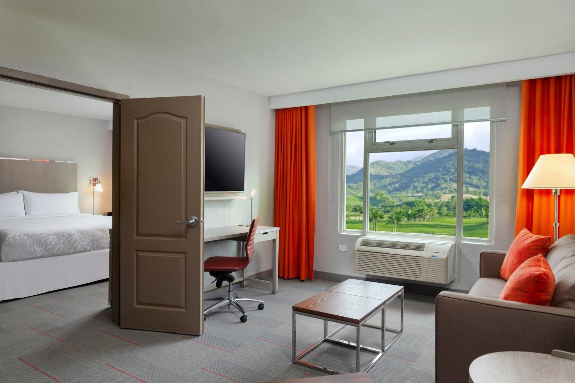 Four Points By Sheraton Real