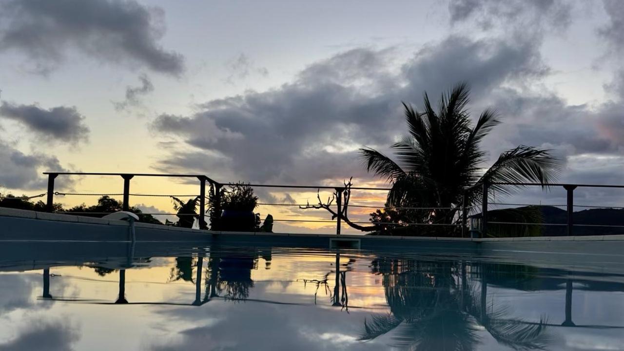 Magnifique Piscine Vue A 180
