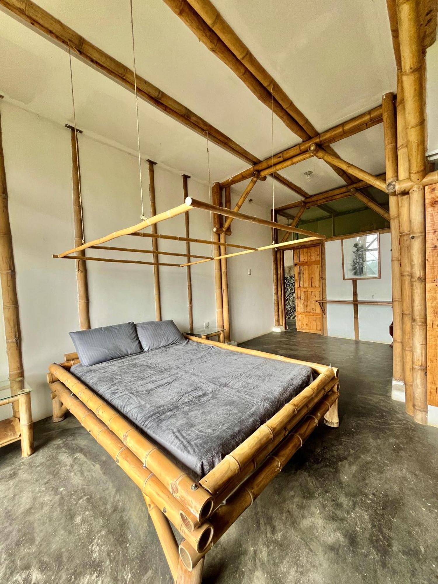 Rancho De La Luna Santa Marta (Magdalena)
