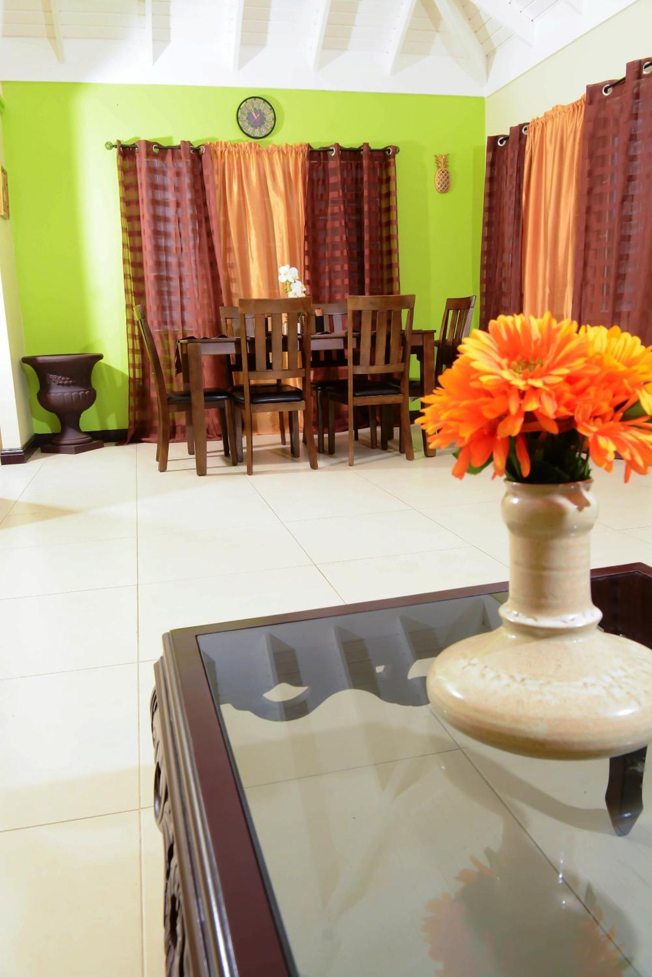 Palms Apartment *
