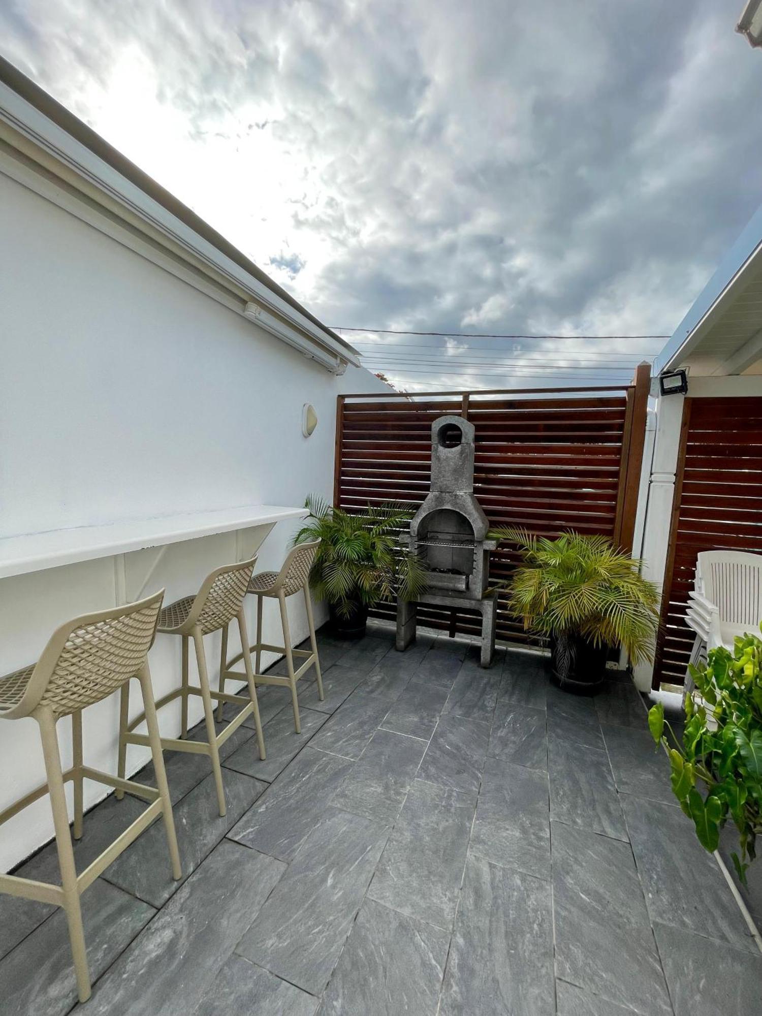 Holiday home Charmante Maison Avec Jaccuzi Et Piscine