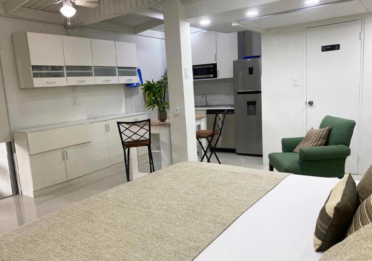 Guest house Yoyita Aruba (adults Only)
