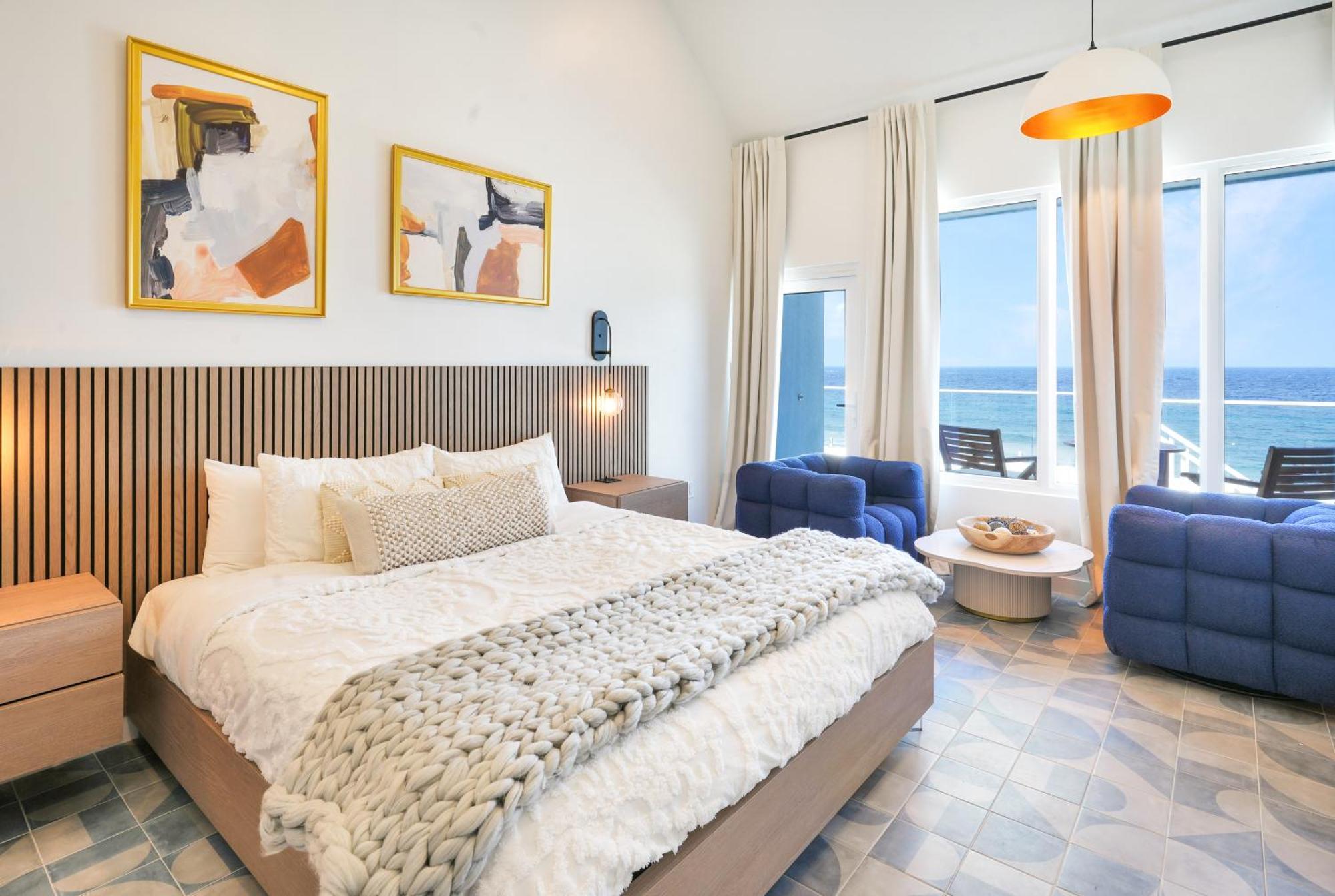 Cobalt Coast Hotel 3*
