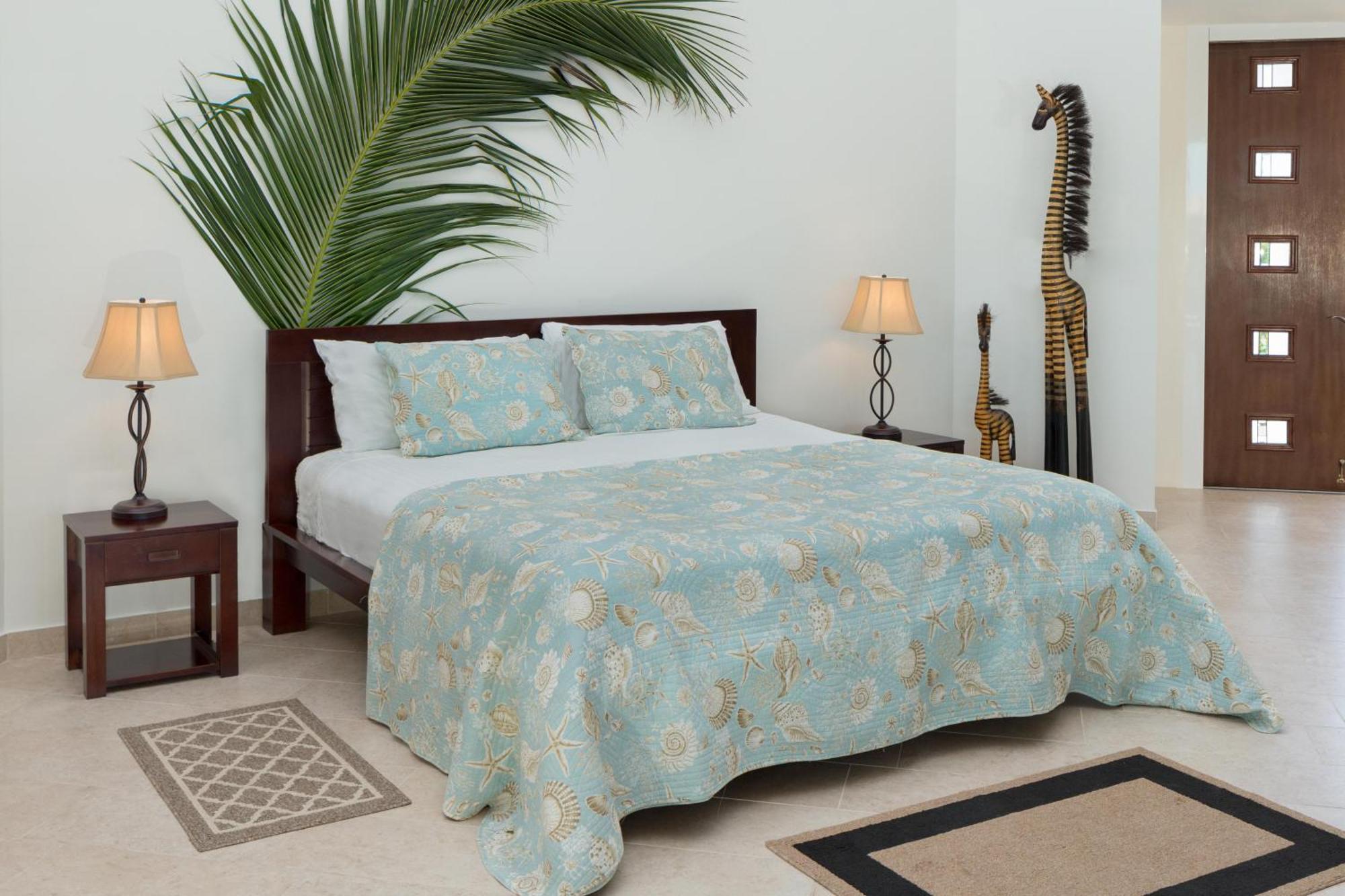 Karana 4 Bedroom * Long Bay