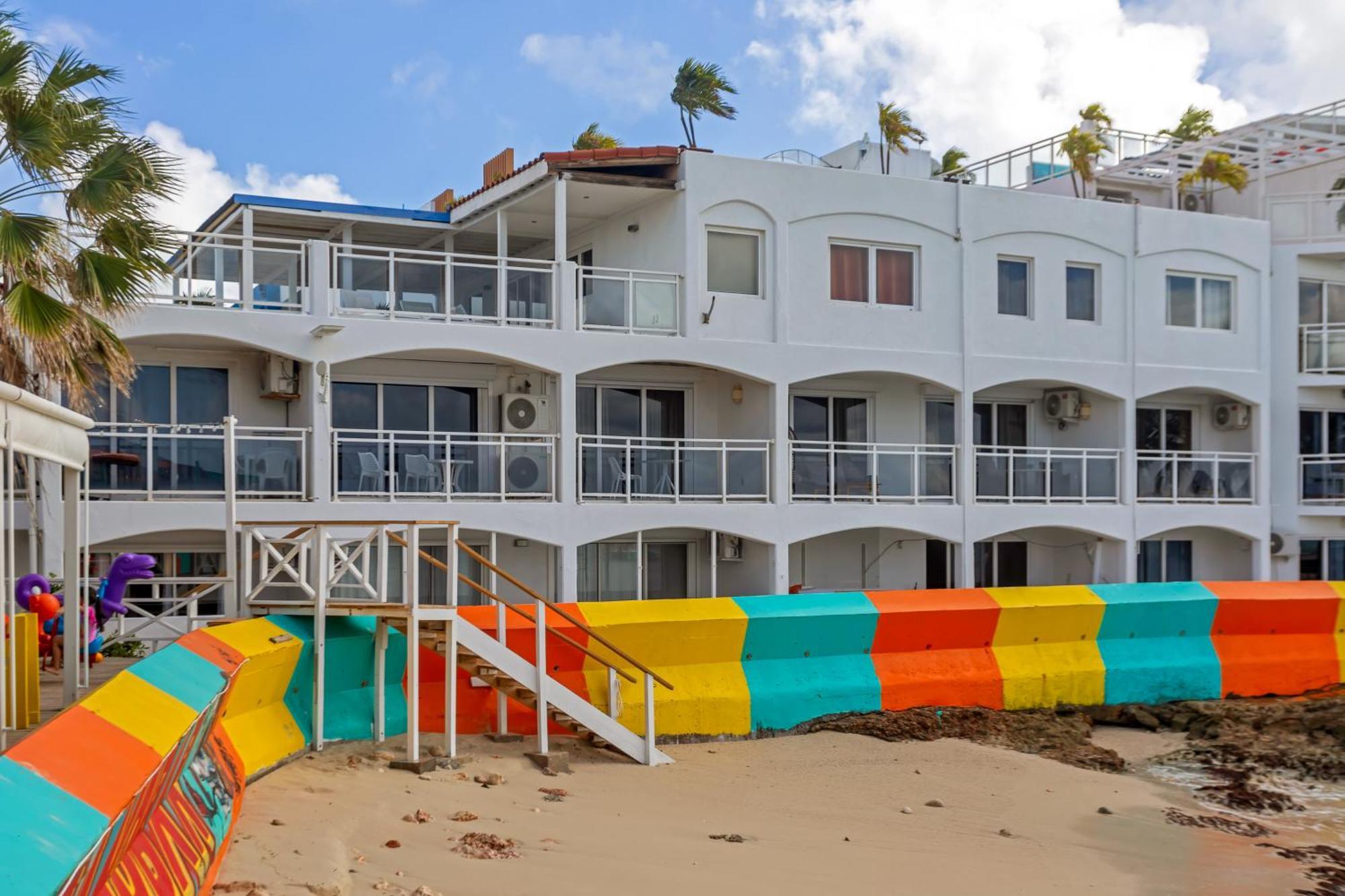 House - - Access *
