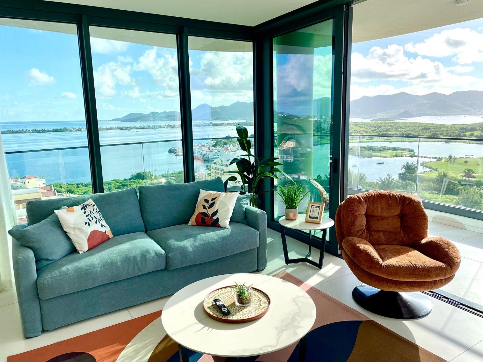 Gorgeous 2 Bedroom, 17th Floor, With Breathtaking View, Fourteen At Mullet Bay Cupecoy (Sint Maarten)