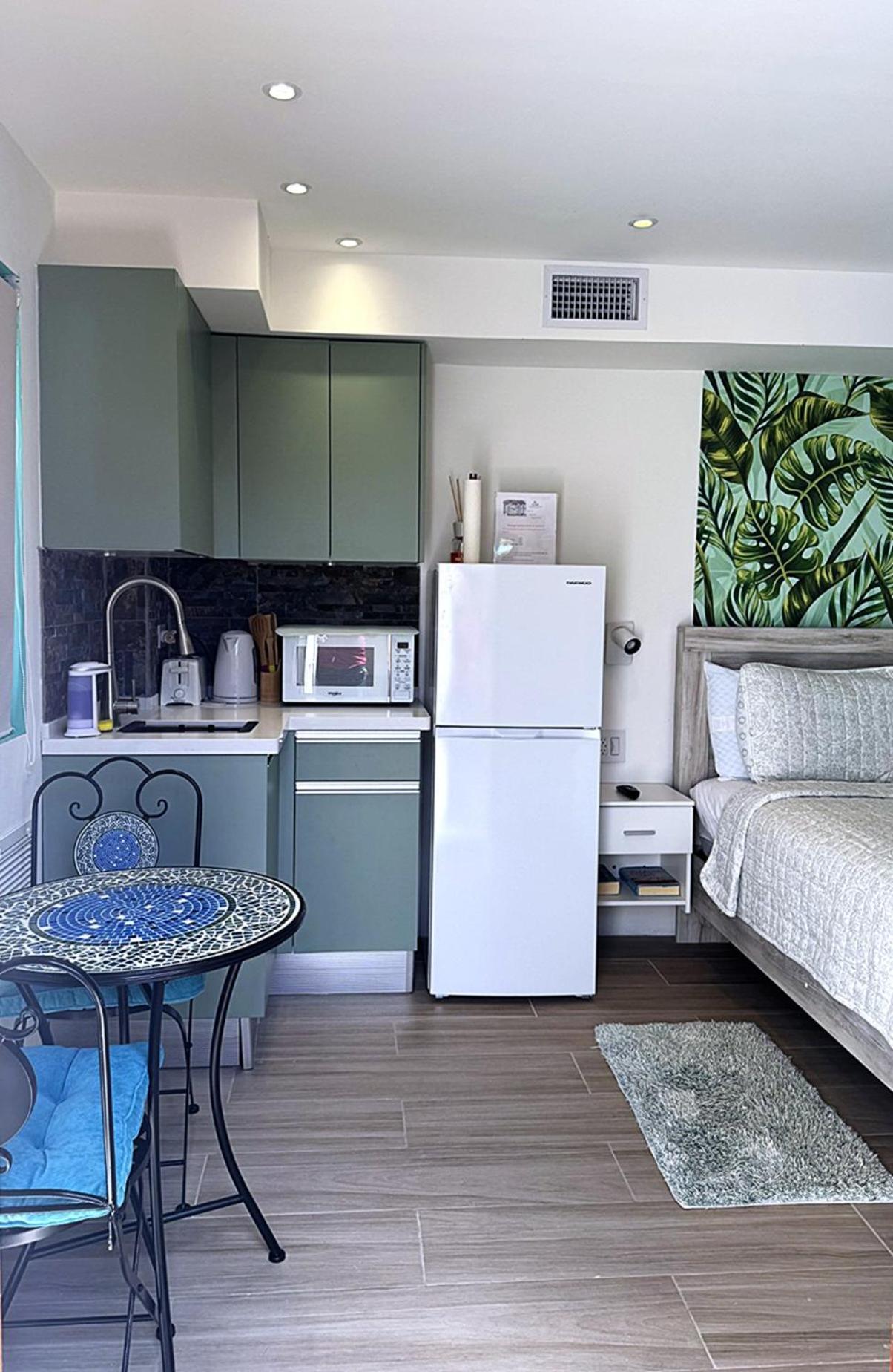 Mary's Boon & Hotel 4*