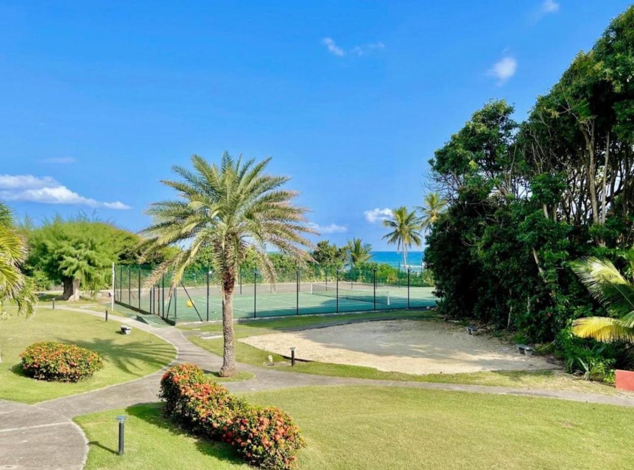 Guadeloupe- Saint-francois- Anse Des Rochers - Quart De Etage - Vue Mer- 4 Personnes - Lit Bebe Sur Demande - Citerne Et Wifi Prives -animaux Ok-acces Direct -apnee Bien-etre Experience Sur Demande Avec Instructeur A Saint-Francois (Grande-Terre)