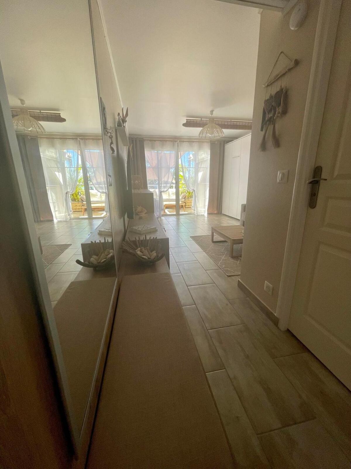 Colibi Exotic 971 Apartment Courcelles
