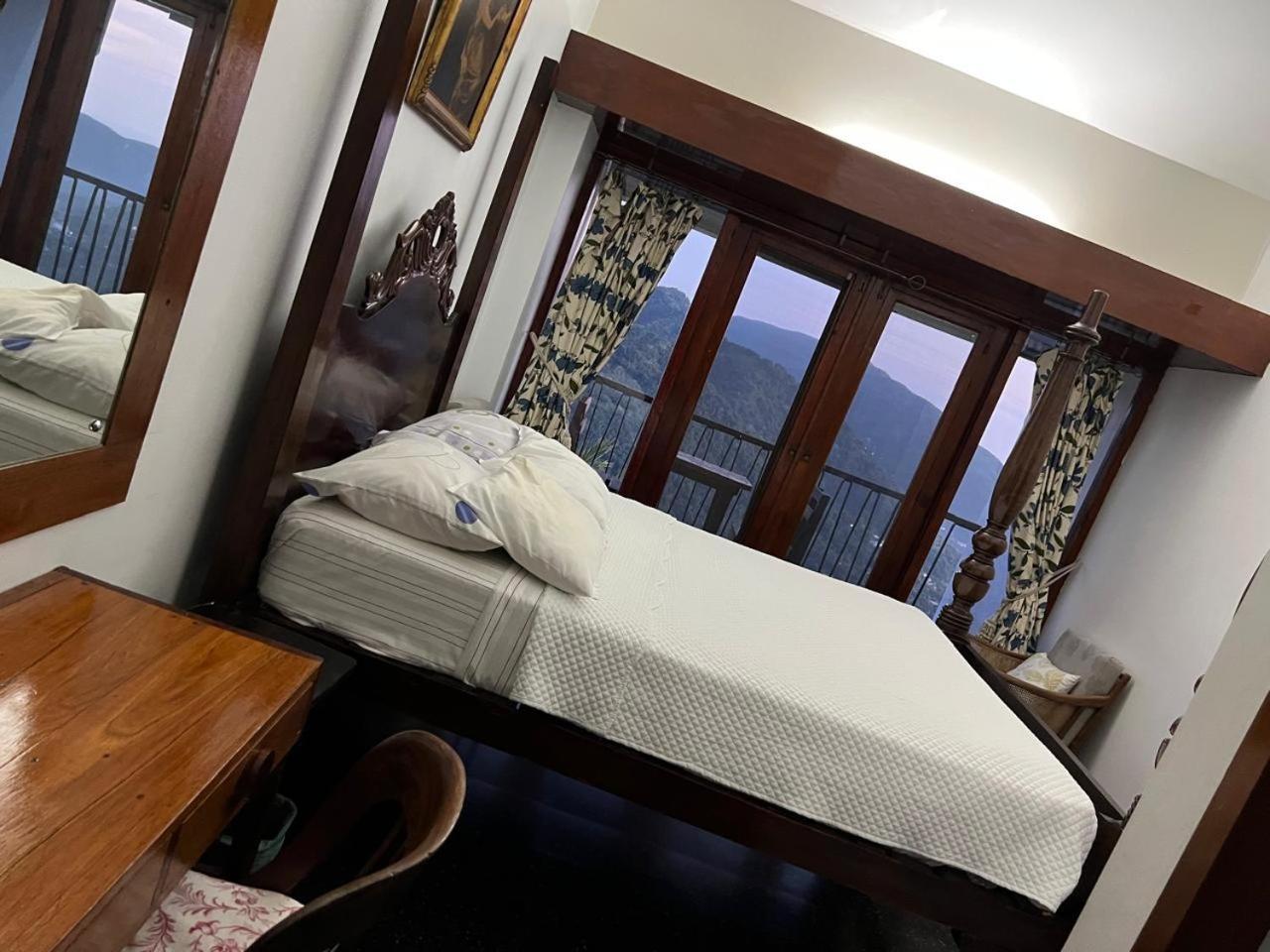 Acomodação com café da manhã  Tranquility Estate 2*