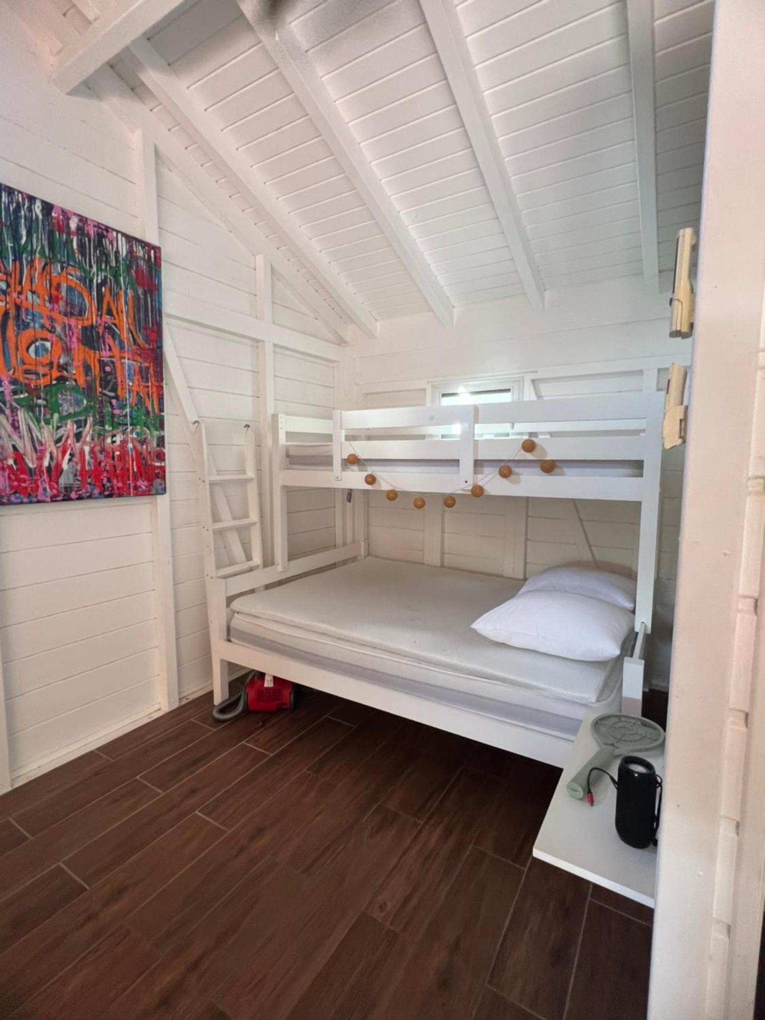 Corossol Avec Piscine Holiday home *