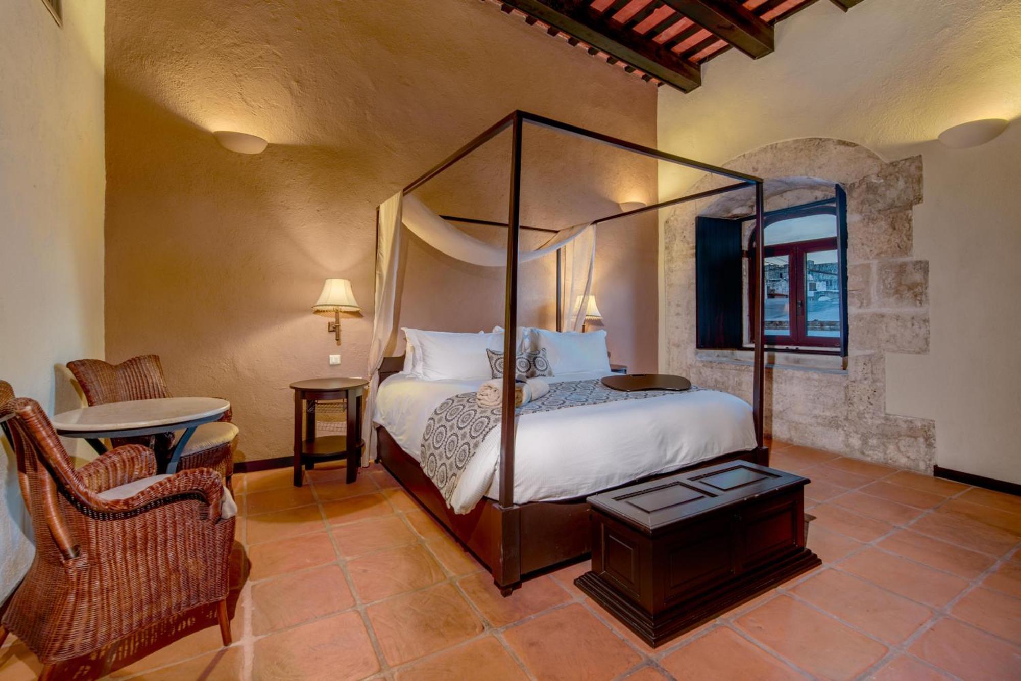 Hodelpa Nicolas De Ovando 5*