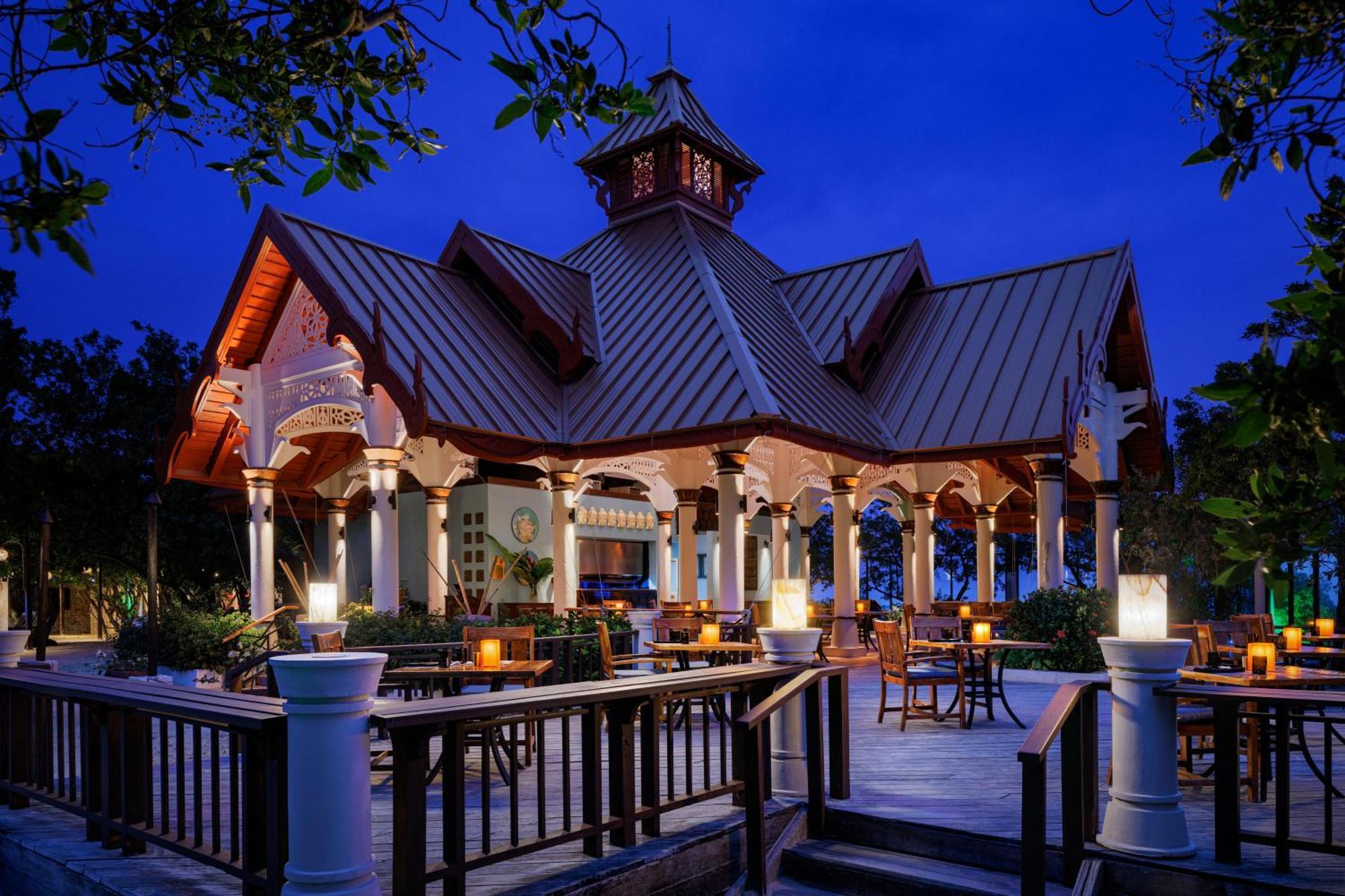 Sandals Royal Caribbean & Private Island - Couples Only 5*