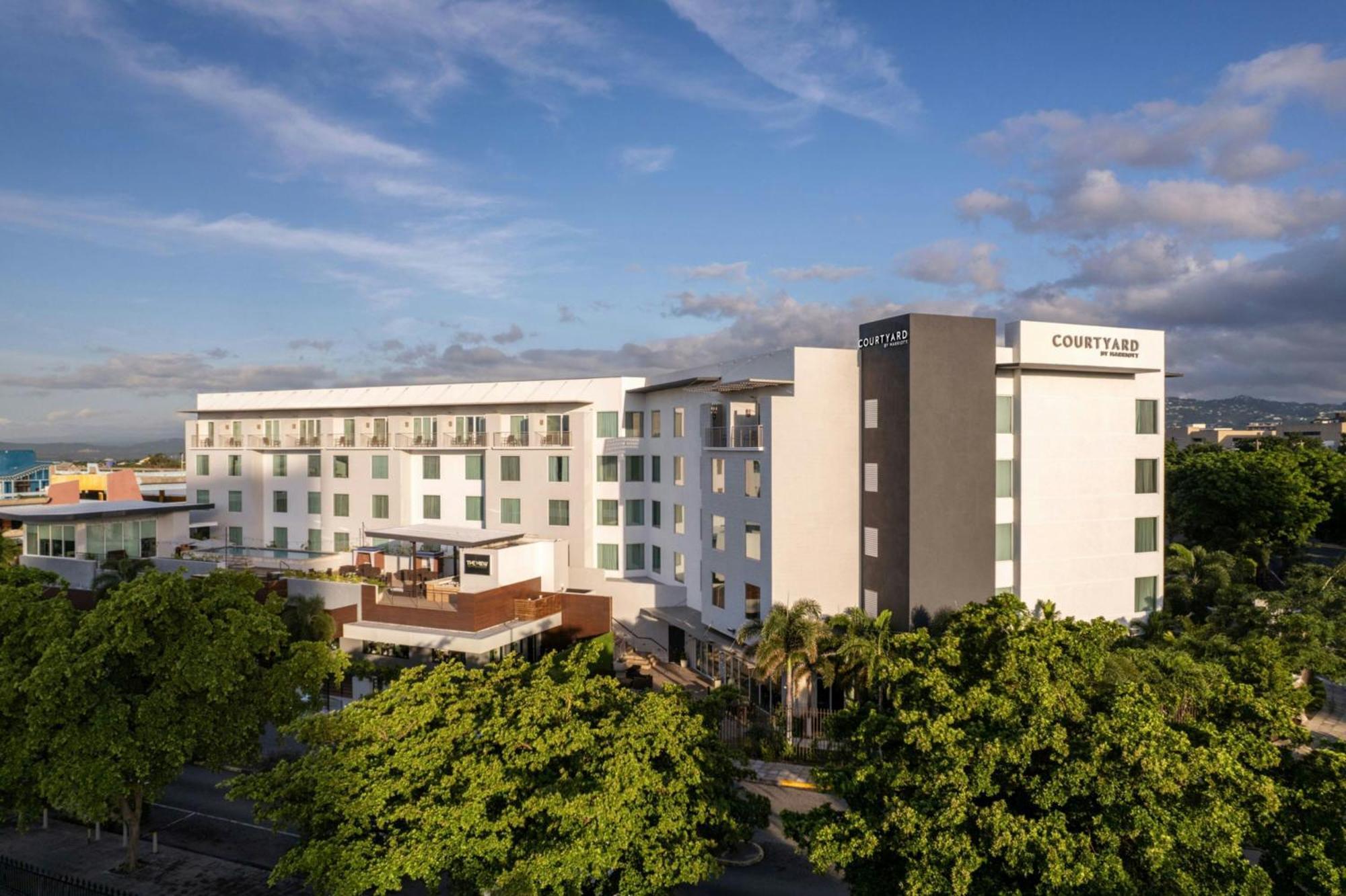 Courtyard By Marriott Kingston, Jamaica Hotel