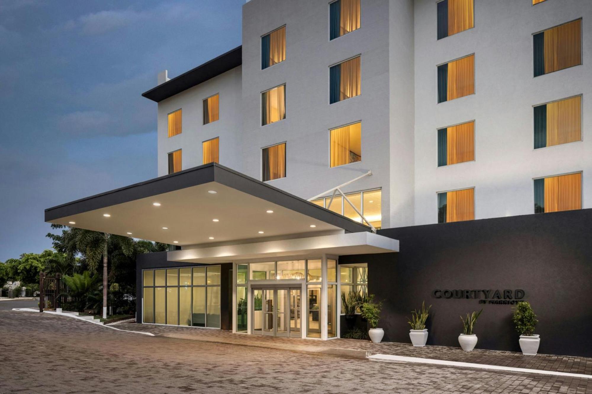 Hotel Courtyard By Marriott Kingston, Jamaica