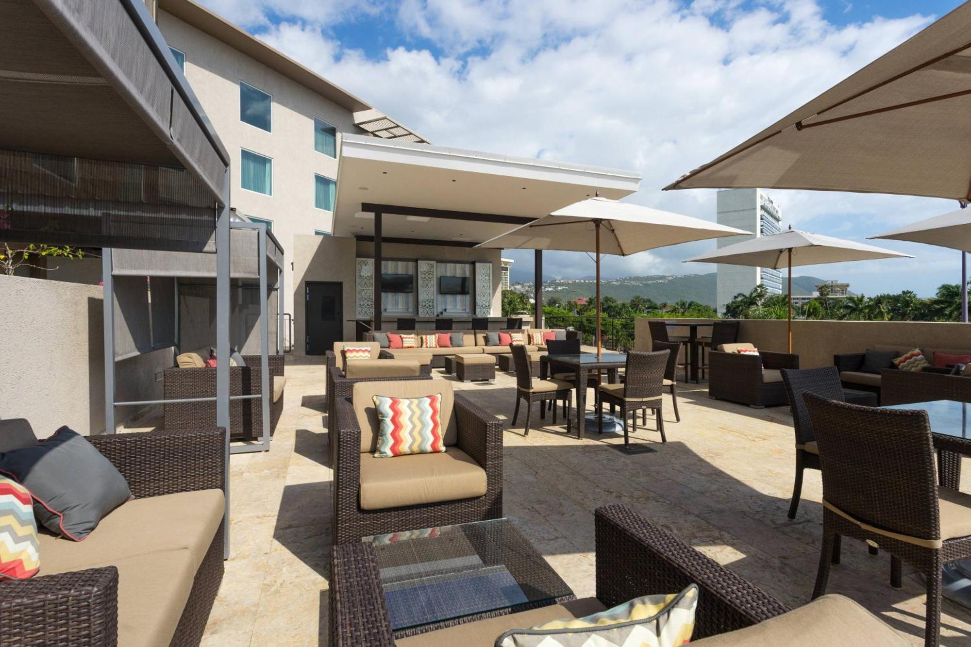 Courtyard By Marriott Kingston, Jamaica 4* Kingston