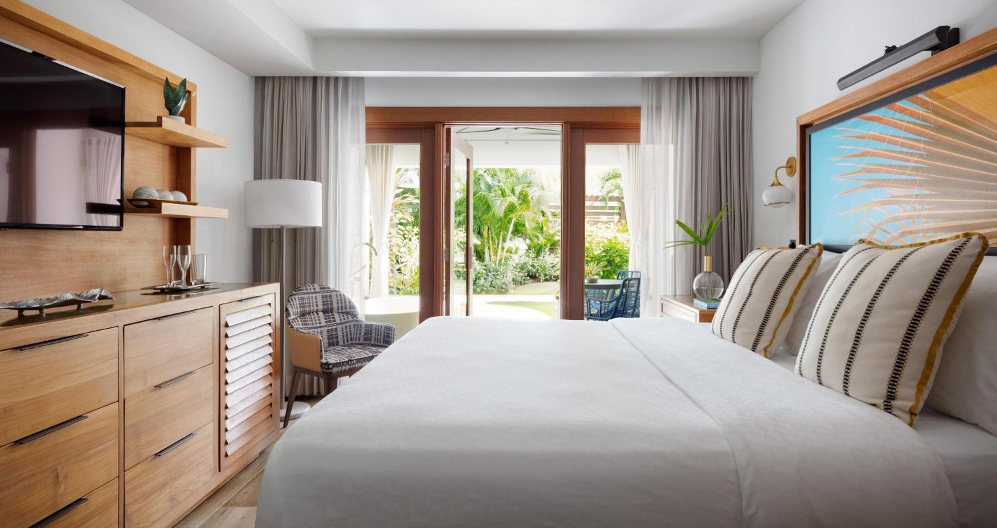 Resort Sandals Royal Caribbean & Private Island - Couples Only