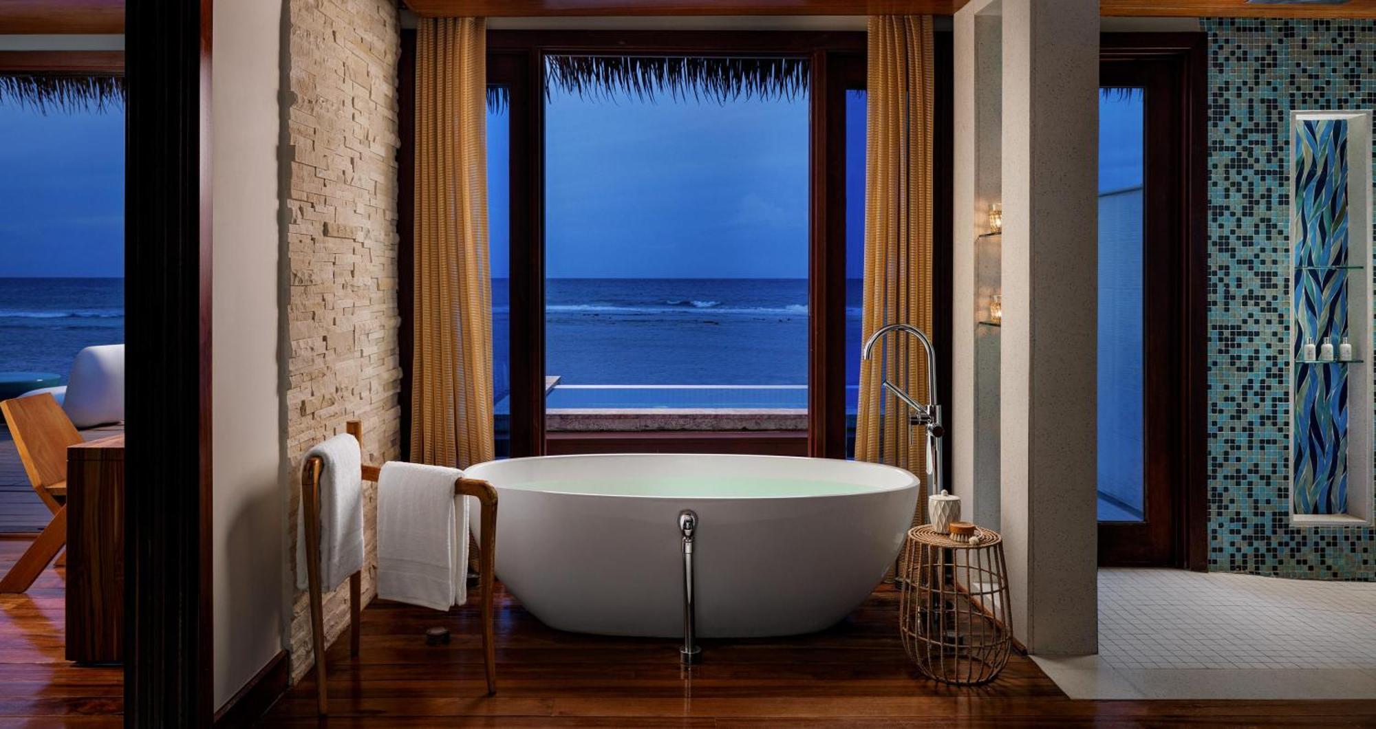 Resort Sandals Royal Caribbean & Private Island - Couples Only 5*