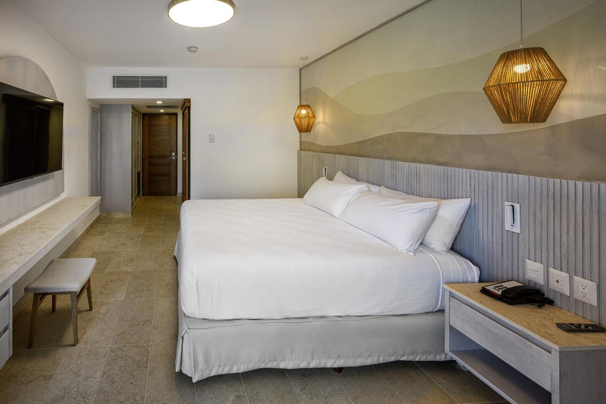 Viva By Wyndham, A Trademark Resort