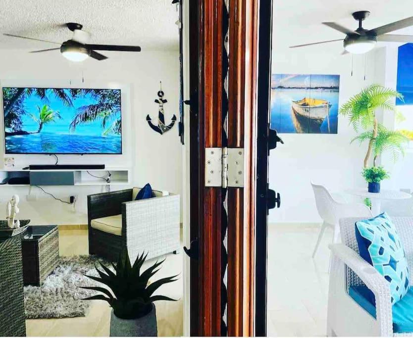 Bayshore Apartment *