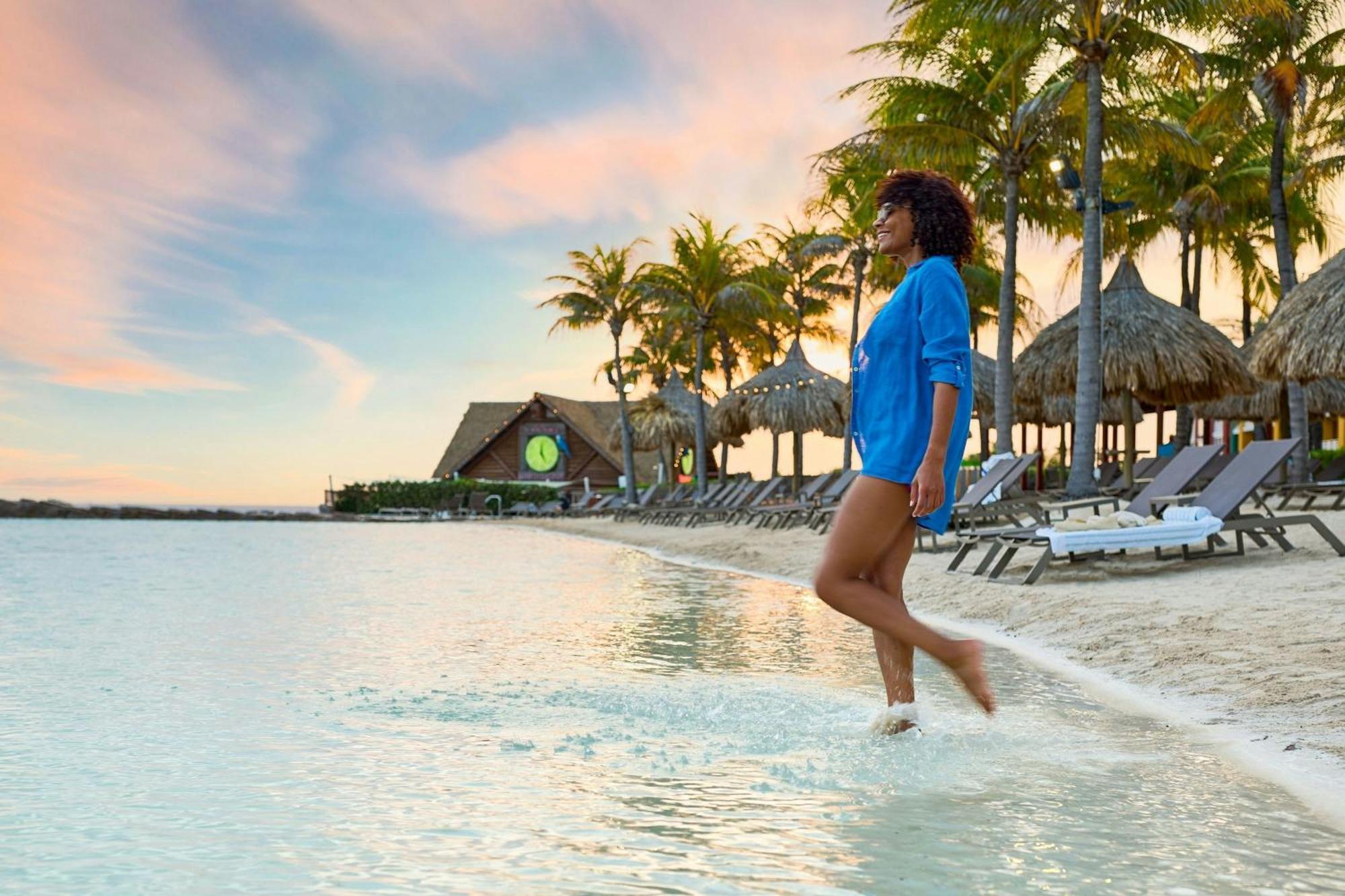 Resort Renaissance Wind Creek Curacao 4*