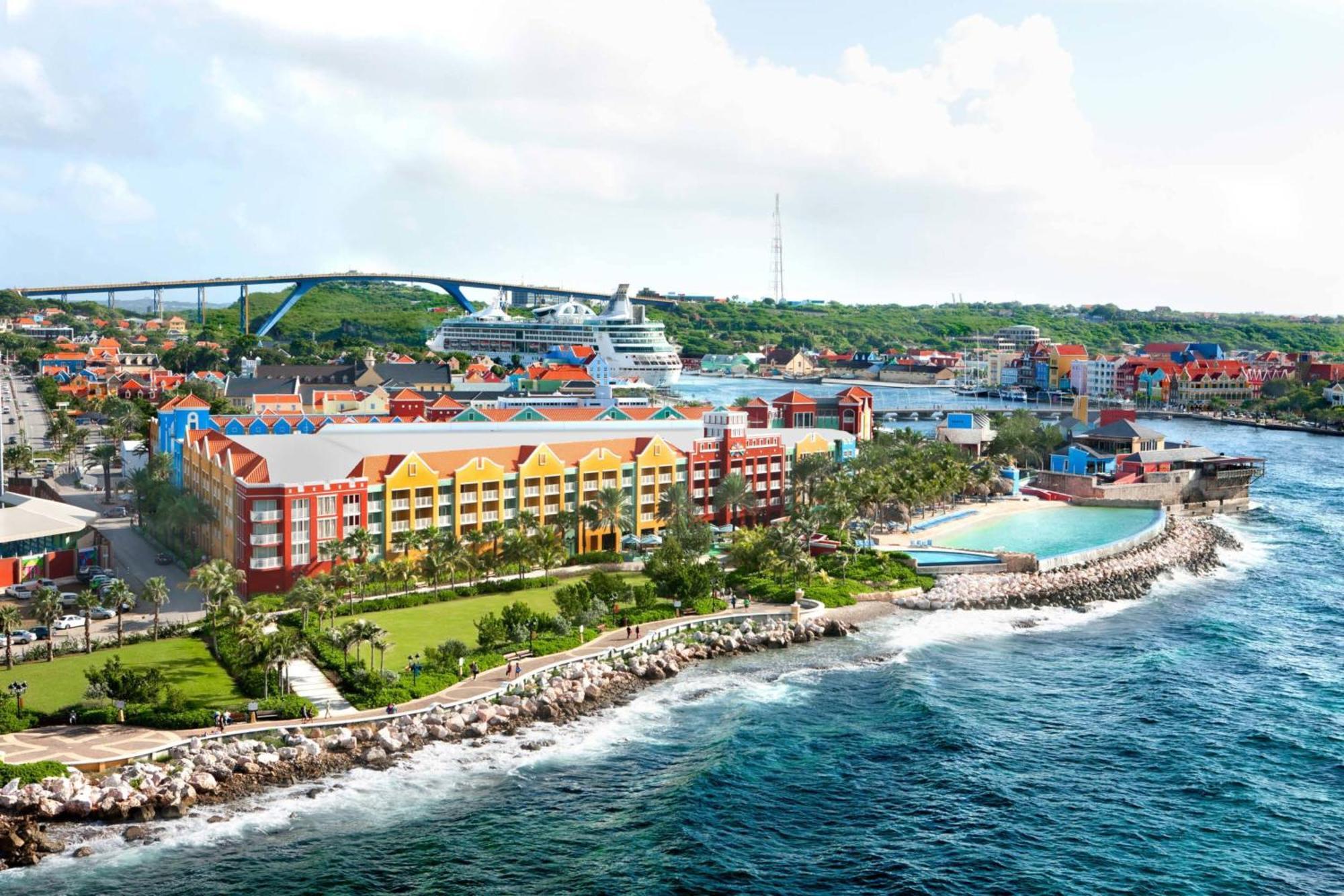 Renaissance Wind Creek Curacao 4*