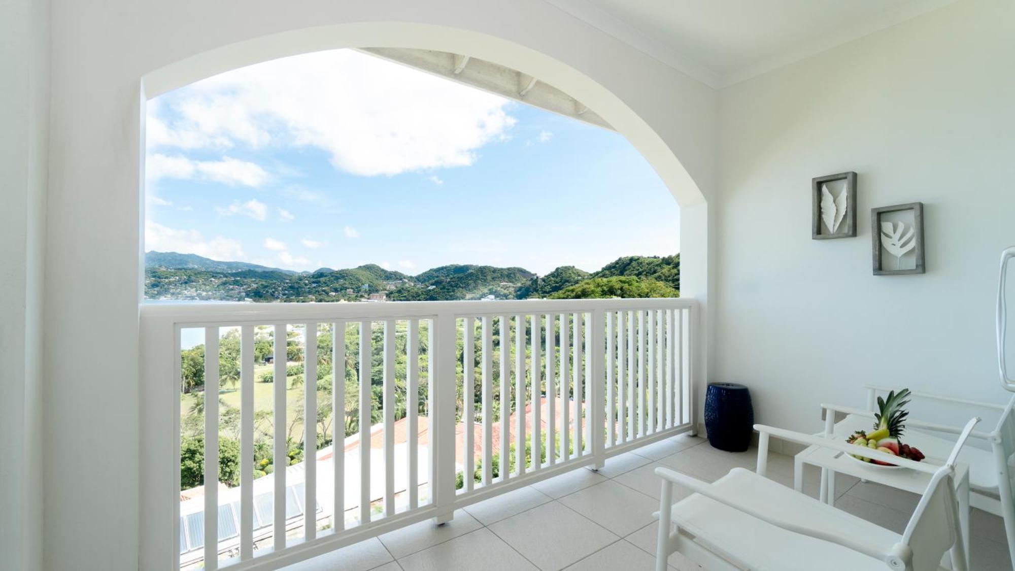Mount Cinnamon & Club St. George's