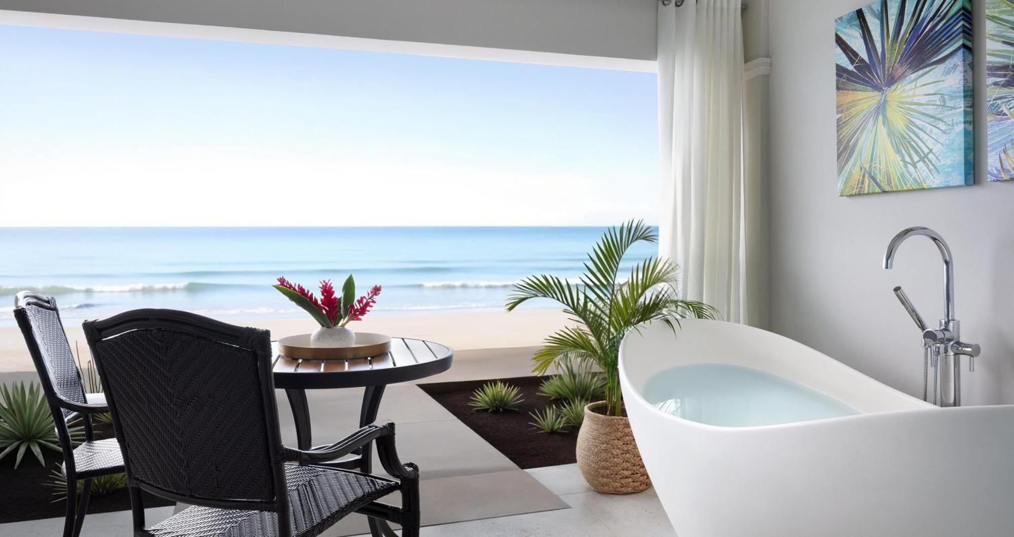Resort Sandals Royal Caribbean & Private Island - Couples Only 5*