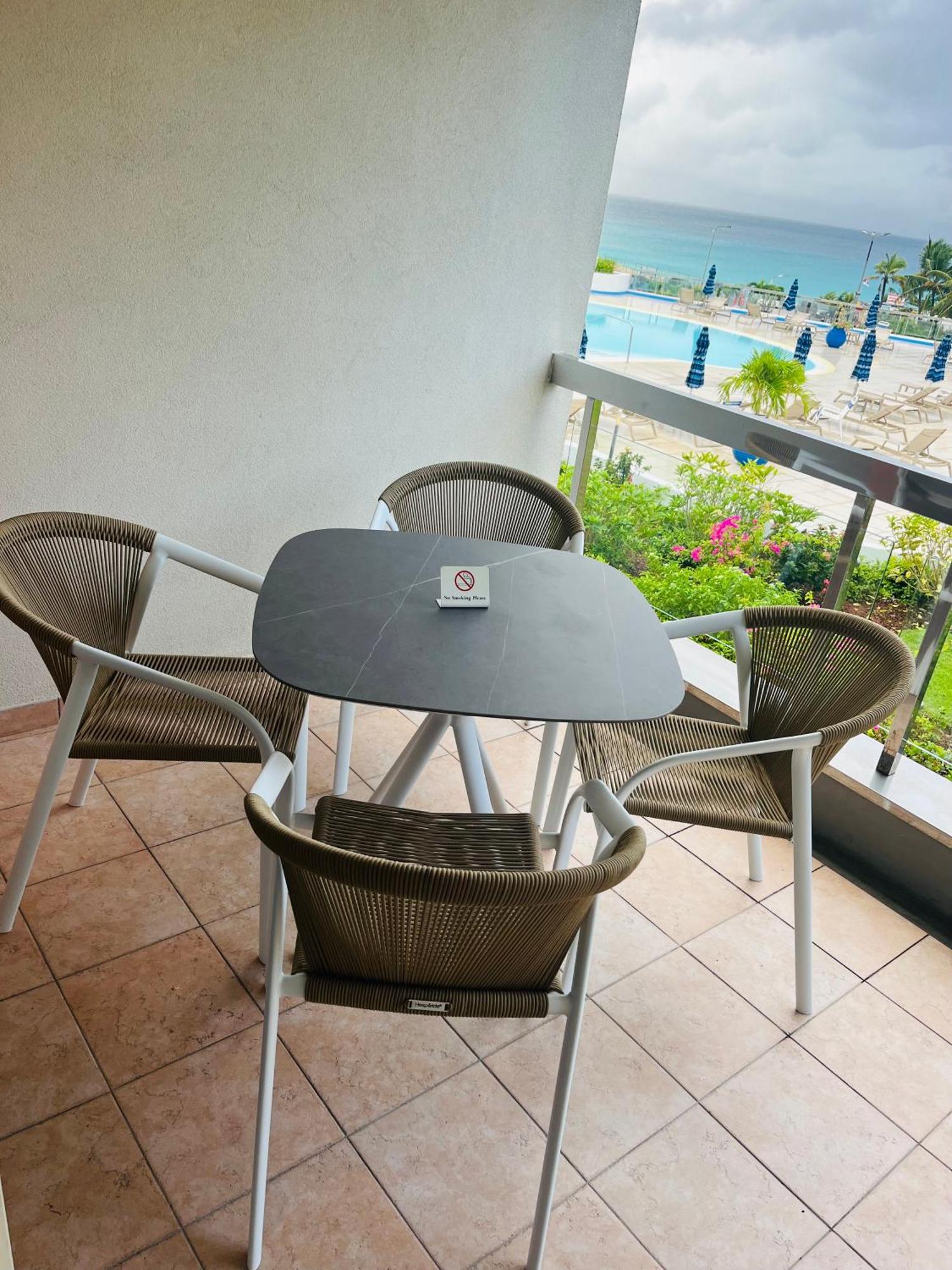 Royal Islander La Terrasse Pelican Cove Sxm Aparthotel Lowlands