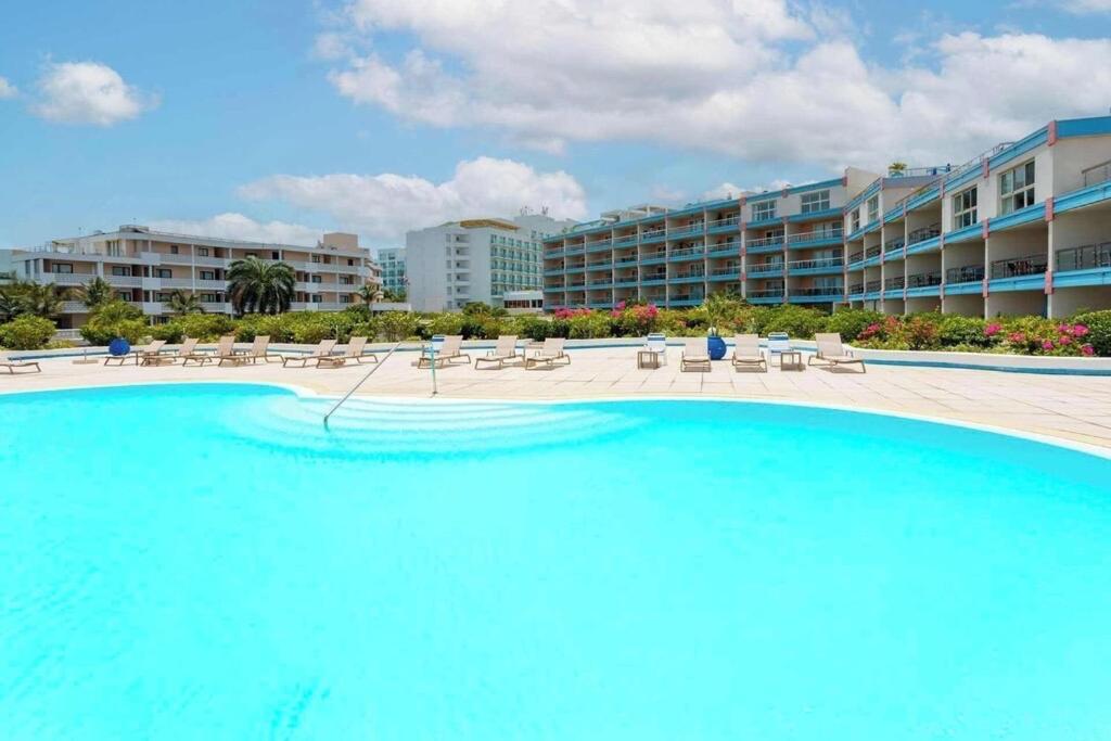 Royal Islander La Terrasse Pelican Cove Sxm Lowlands