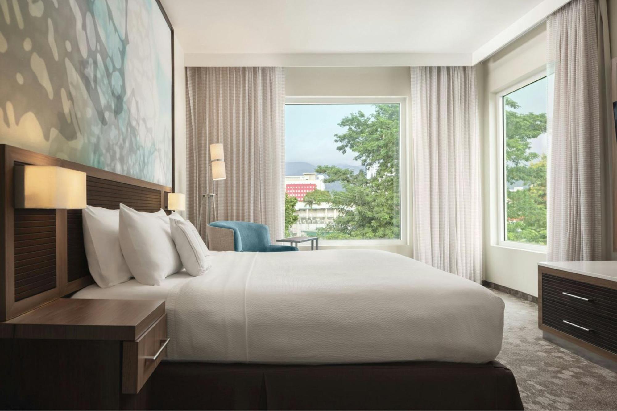 Courtyard By Marriott Kingston, Jamaica Hotel