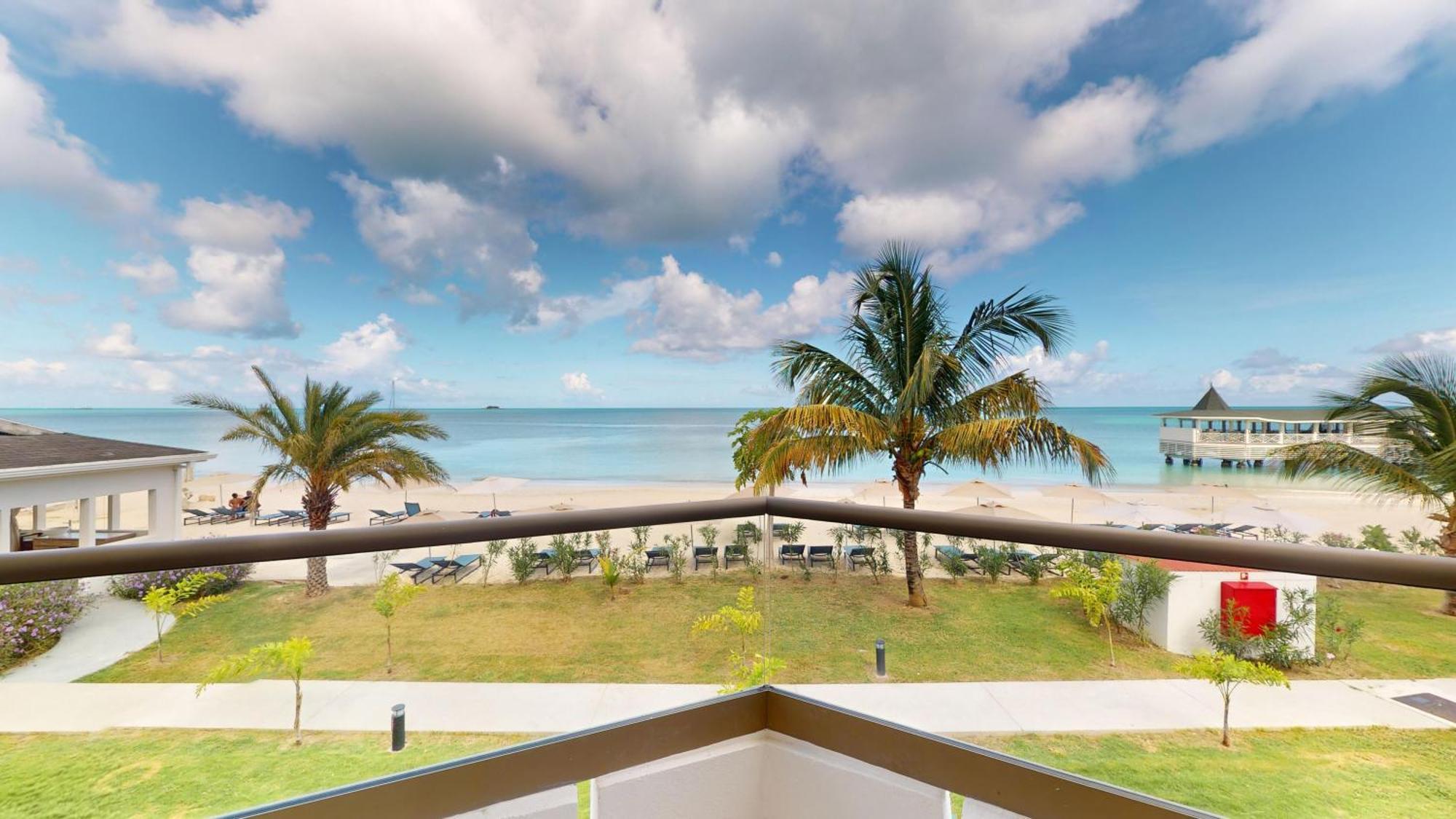 Royalton Chic Antigua, An Autograph Collection - Adults Only Hotel 5*