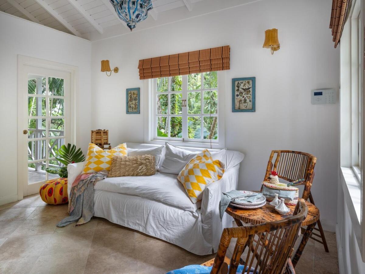 Jamille - Stunningly Designed With Pool, Sauna, & Ocean Views Pousada