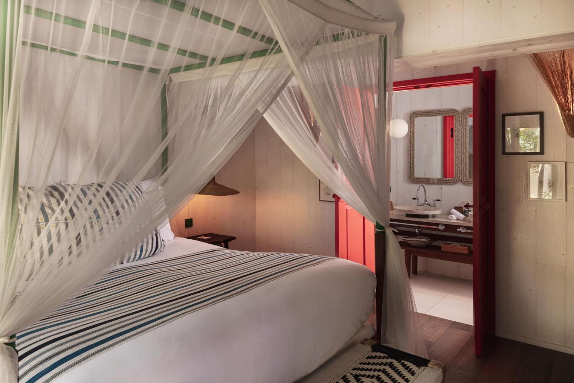 Manapany Hotel 5*