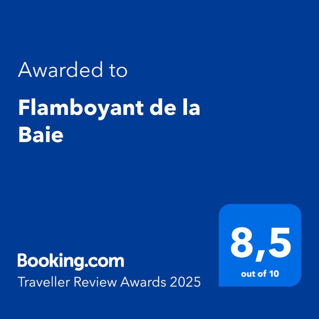 Flamboyant De La Baie *