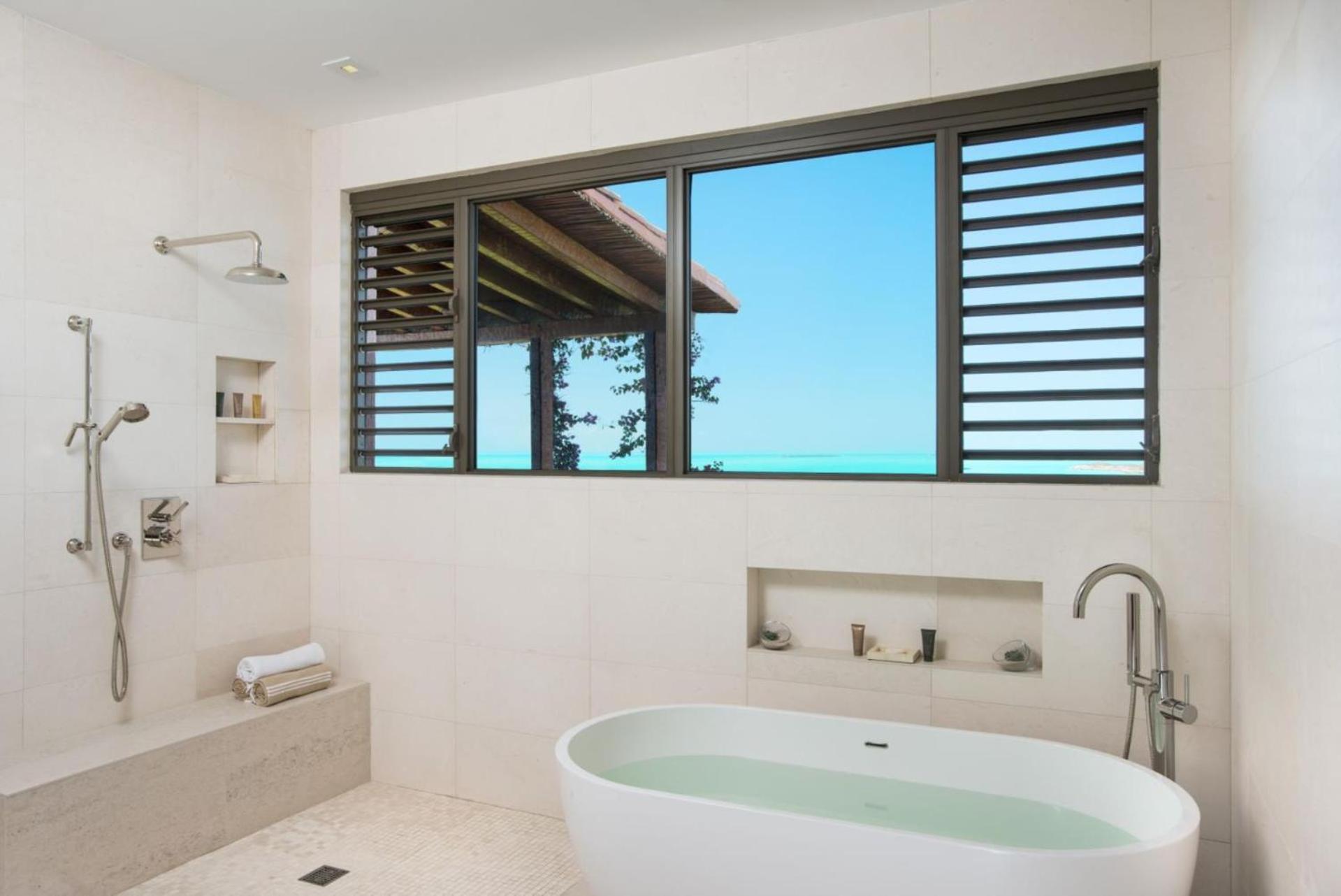 Resort Affordable Luxury Bajacu *