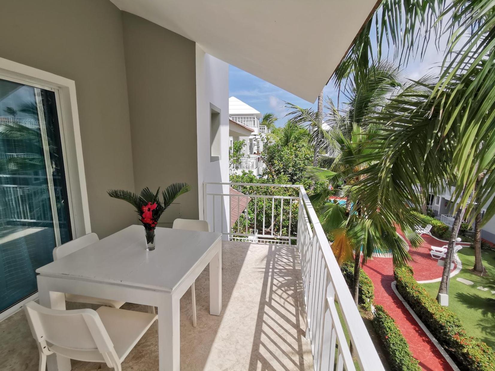 Hotel Tropicana Deluxe Playa Corales - Wifi, Beach, Pool Punta Cana