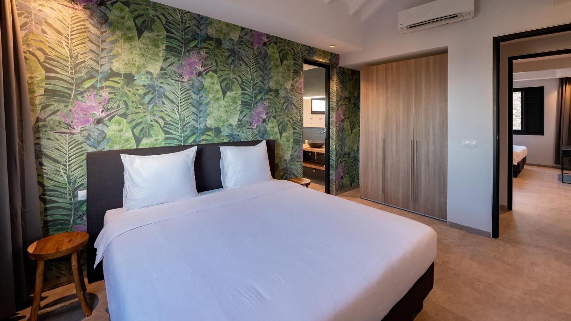 Resort Blue Bay Curacao Golf & Beach 4*