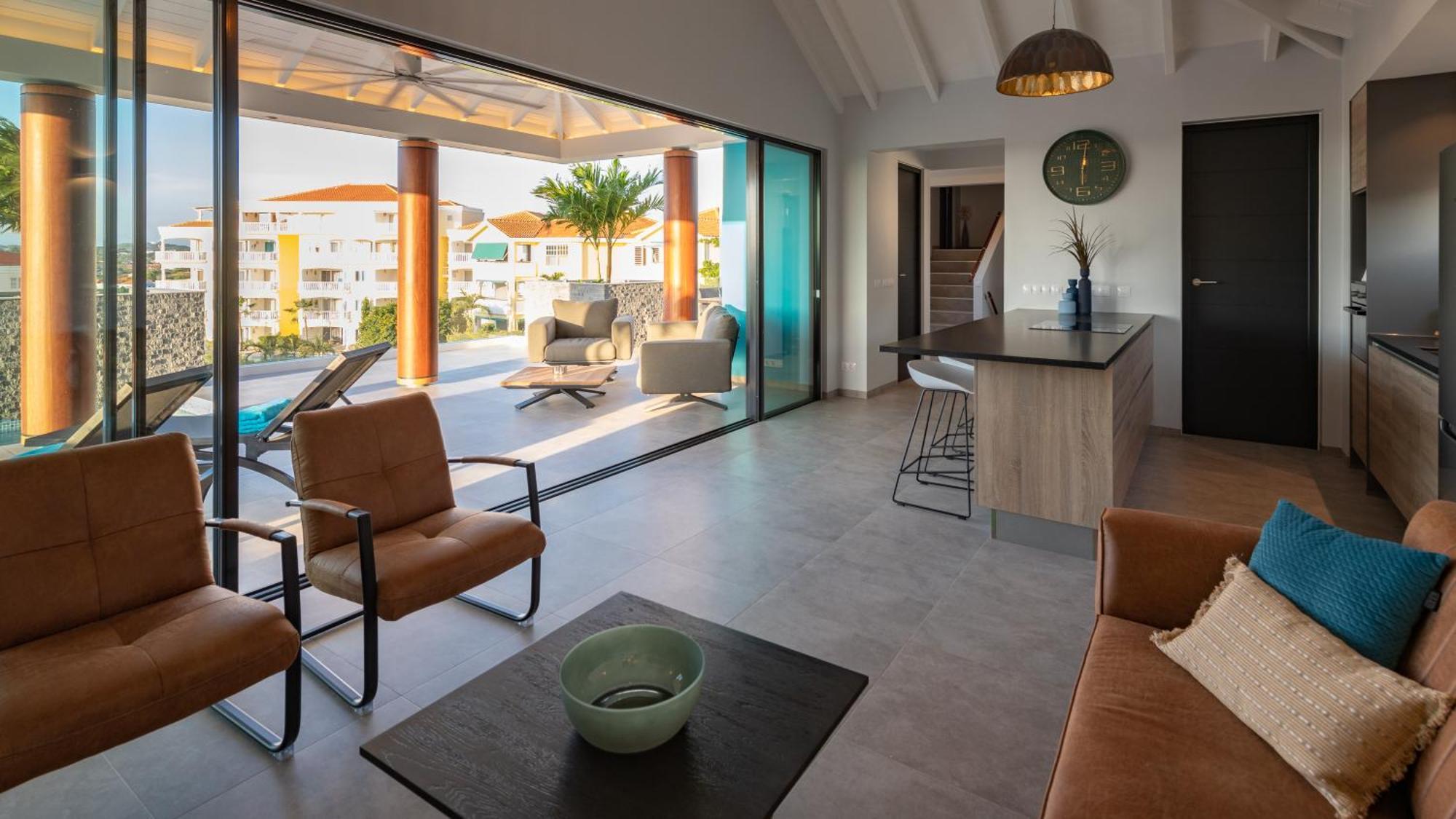 Resort Blue Bay Curacao Golf & Beach 4*